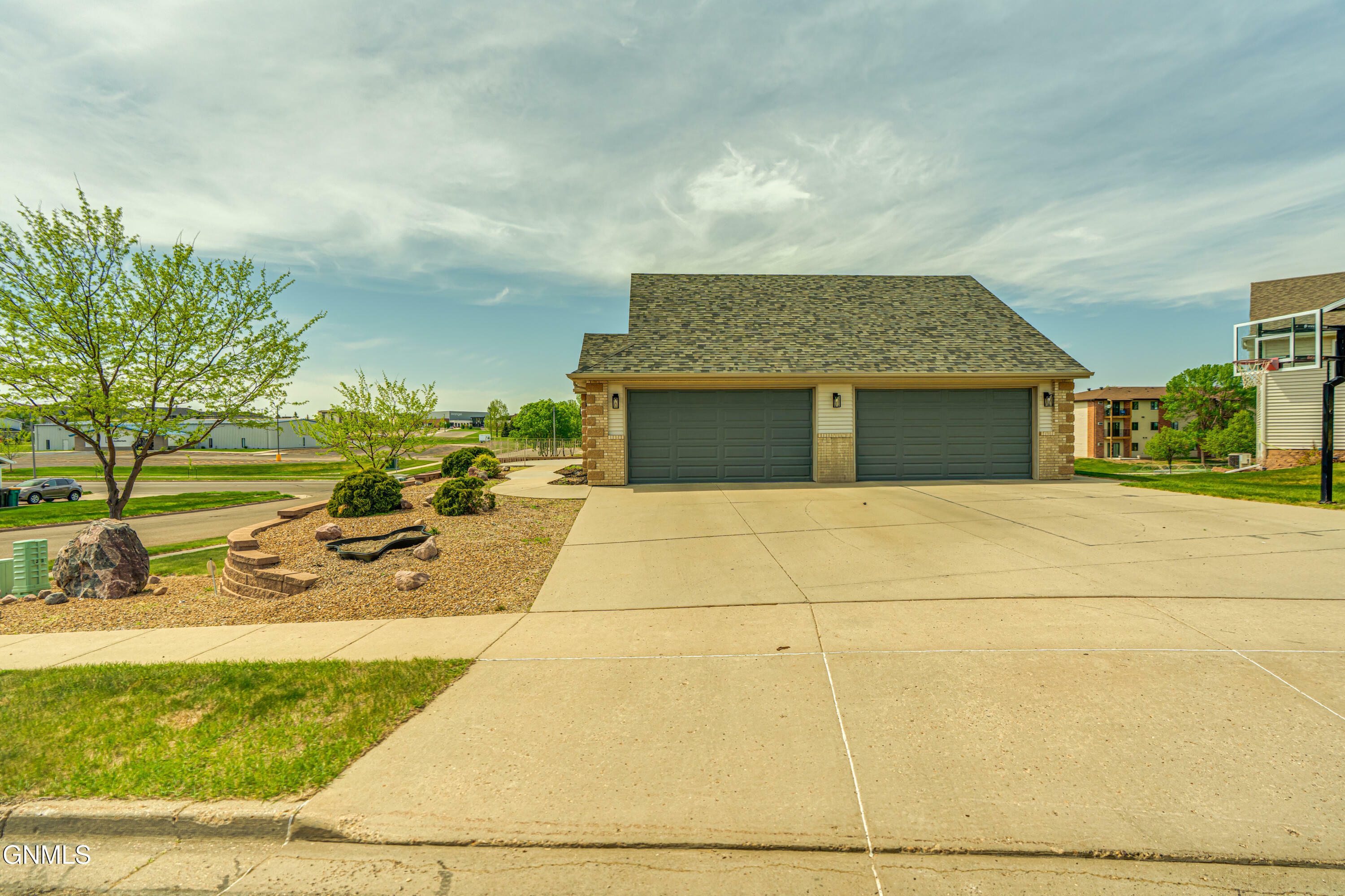 Property Photo: 1901 Oregon Drive ND 58503