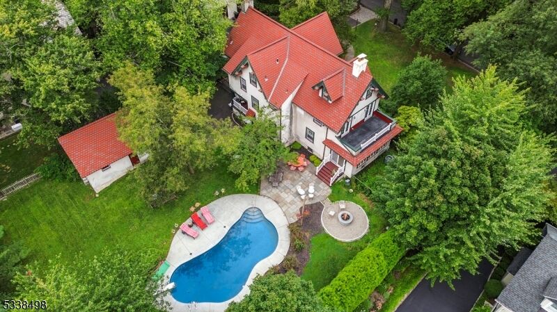 Property Photo: 71 West Rd NJ 07078