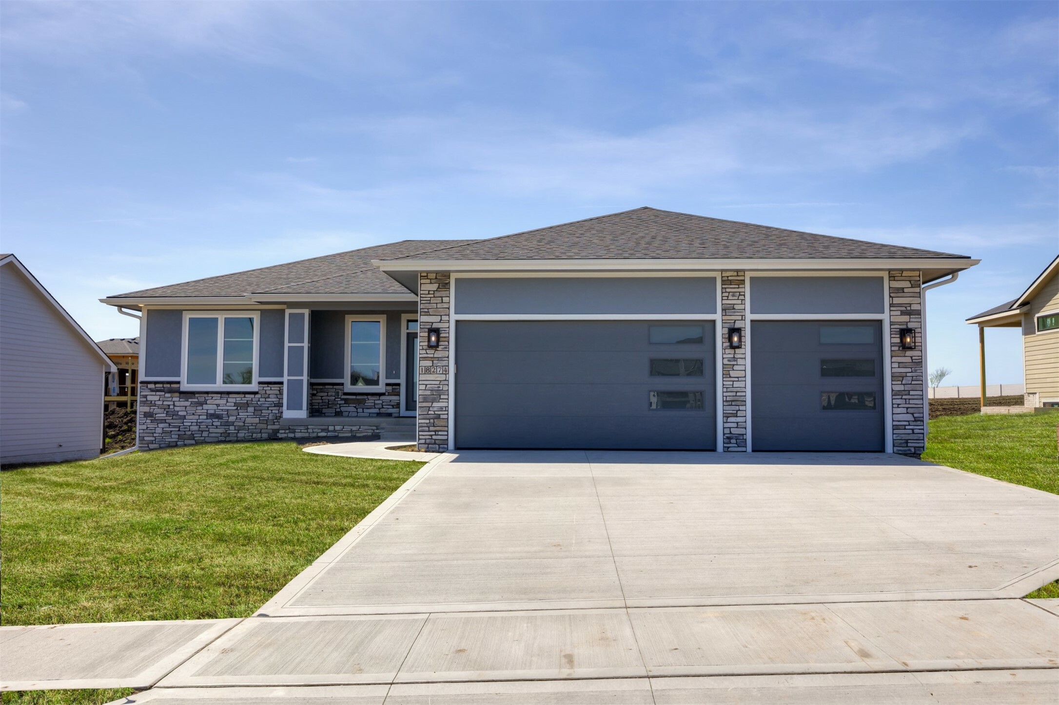 Property Photo: 18274 Hidden Knoll IA 50325