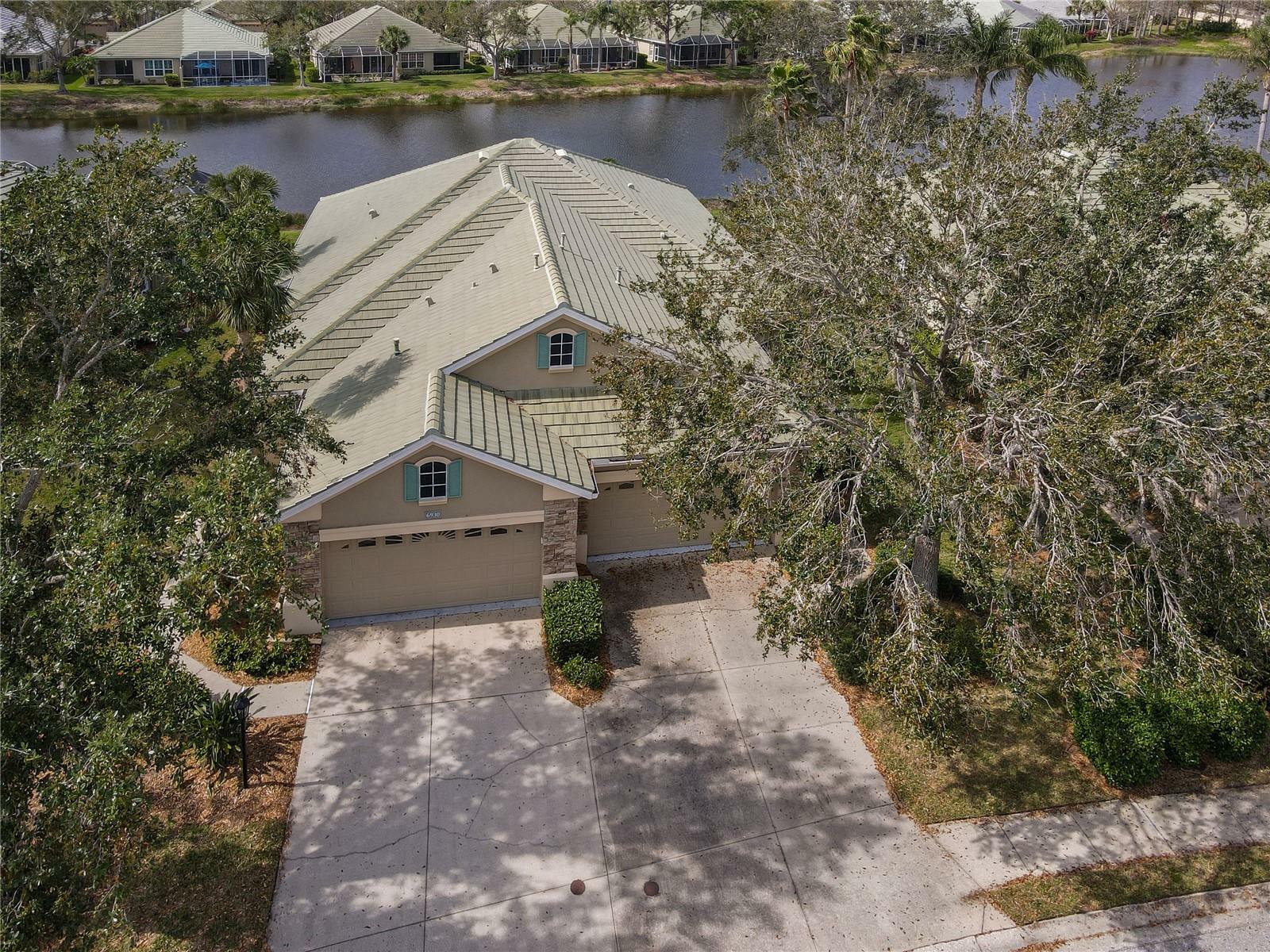 Property Photo:  6930 Mystic Lane  FL 34243 