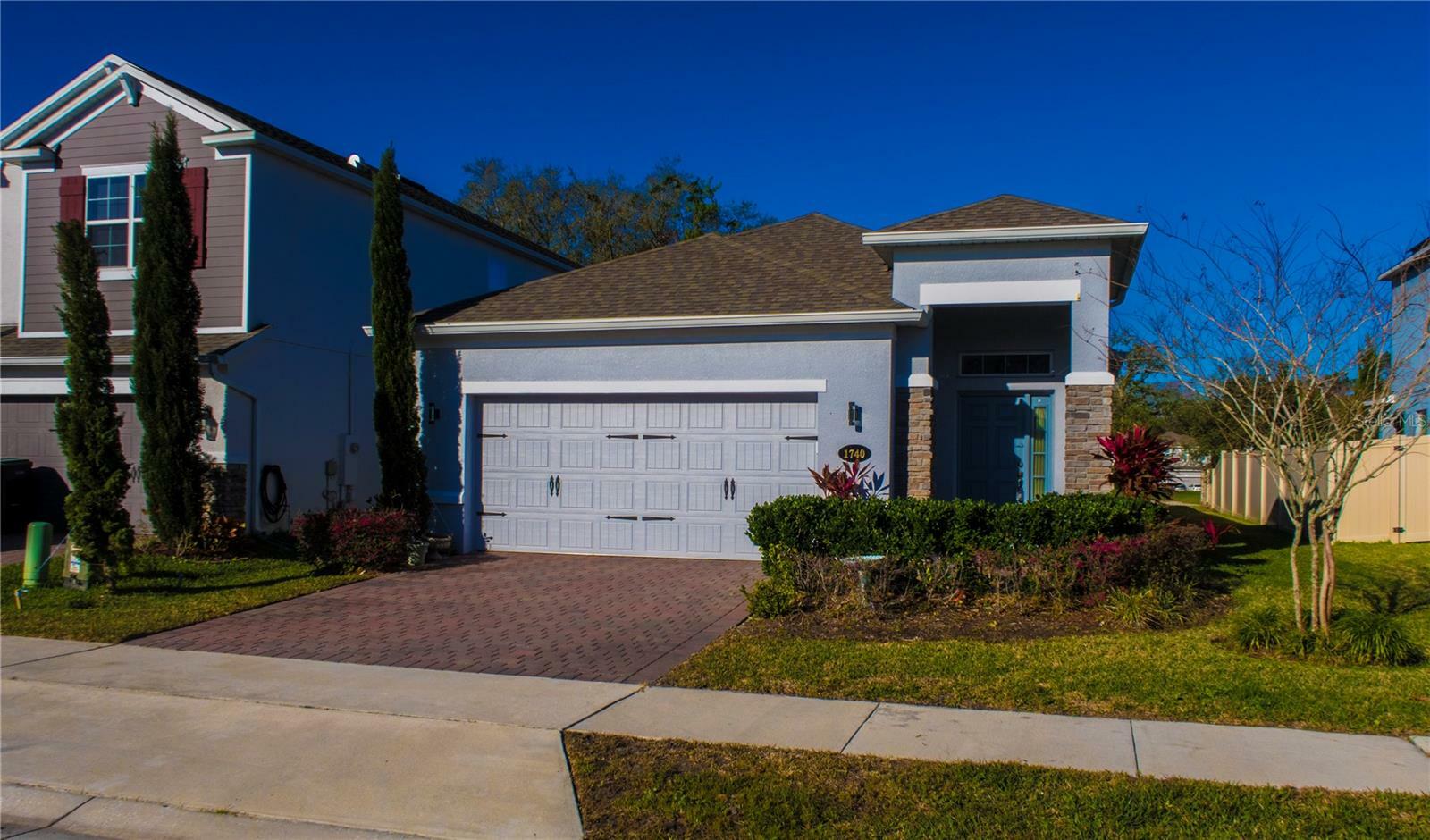 Property Photo:  1740 Deans Crossing Lane  FL 32825 