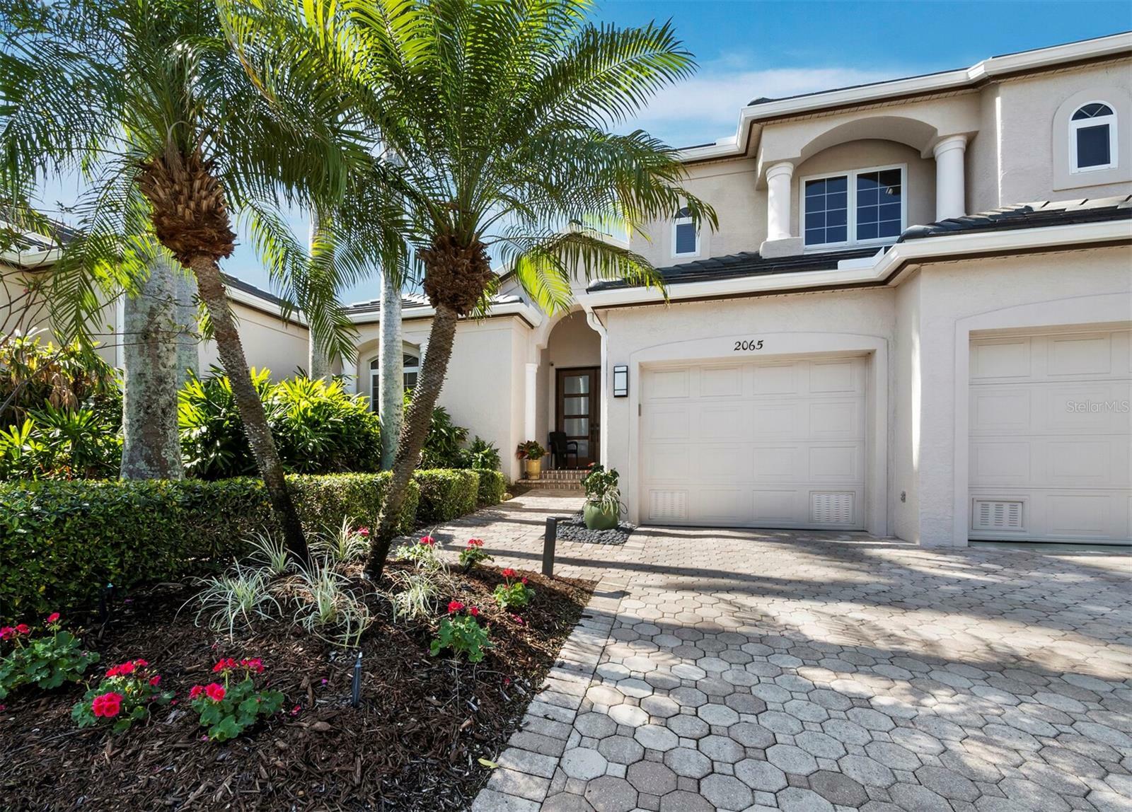 Property Photo:  2065 Harbour Links Drive 5  FL 34228 