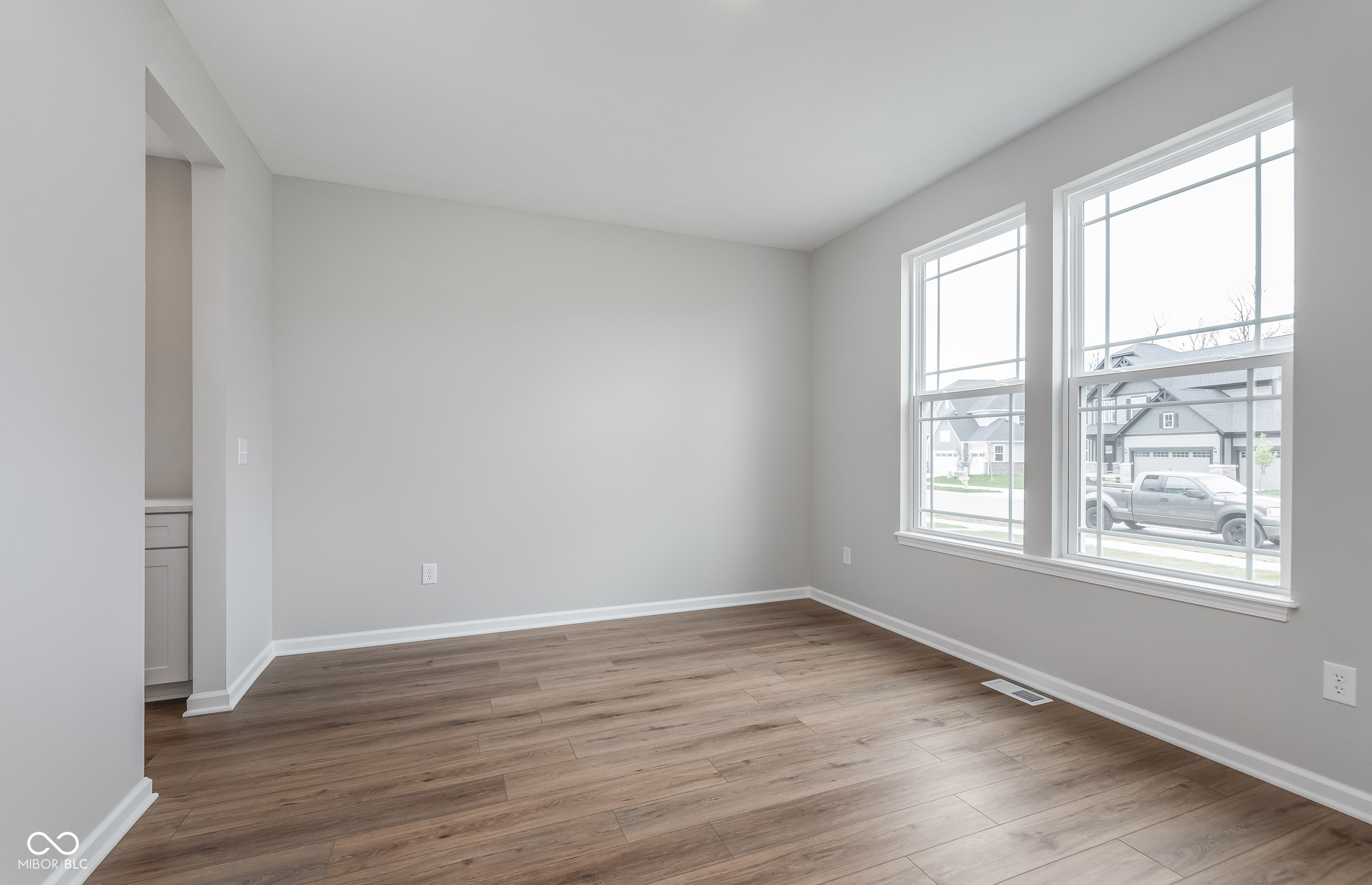 Property Photo: 14390 Bishop Birch Place IN 46032