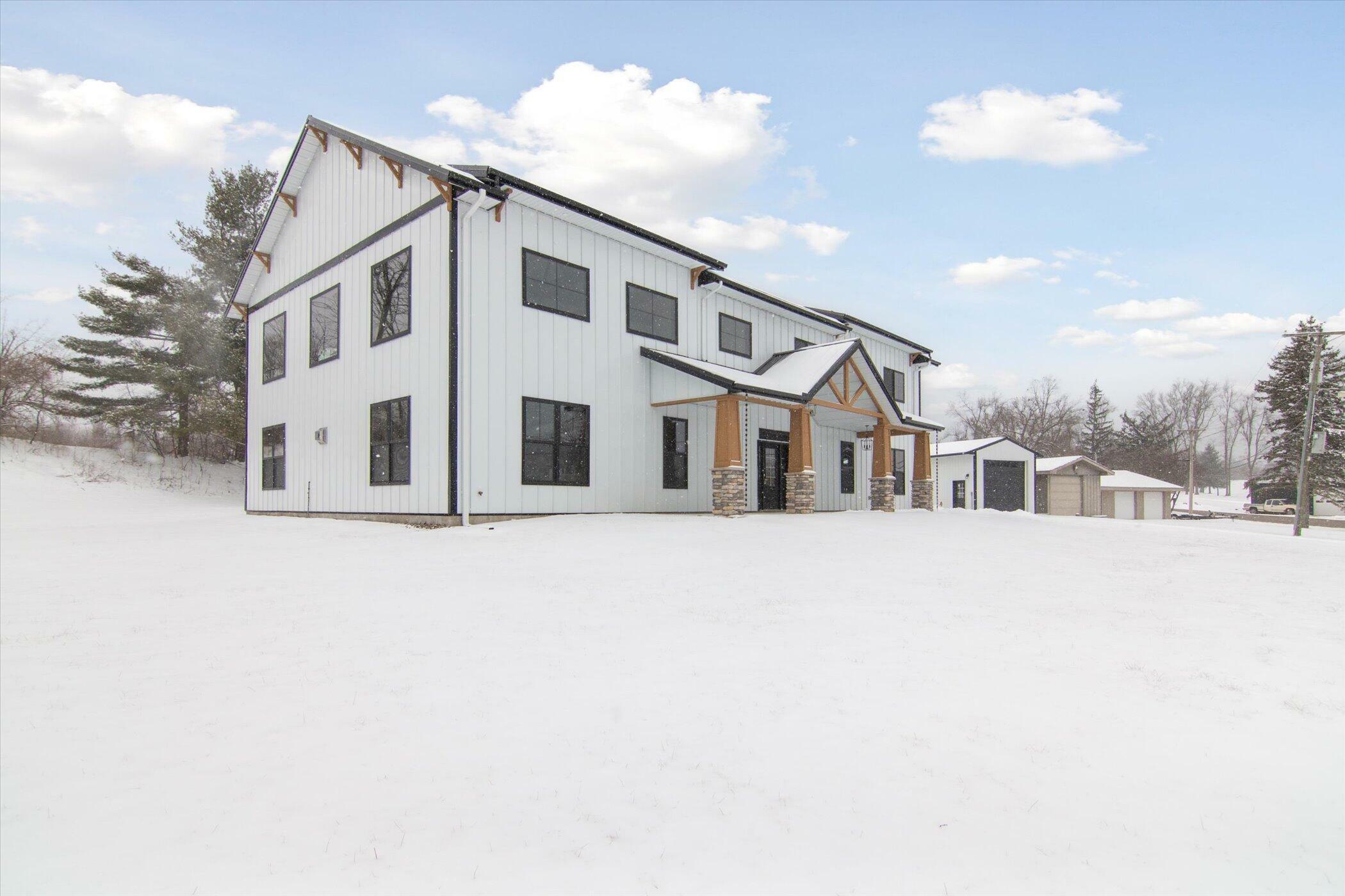 Property Photo: 1995 Ash Te Wette Drive MI 49242