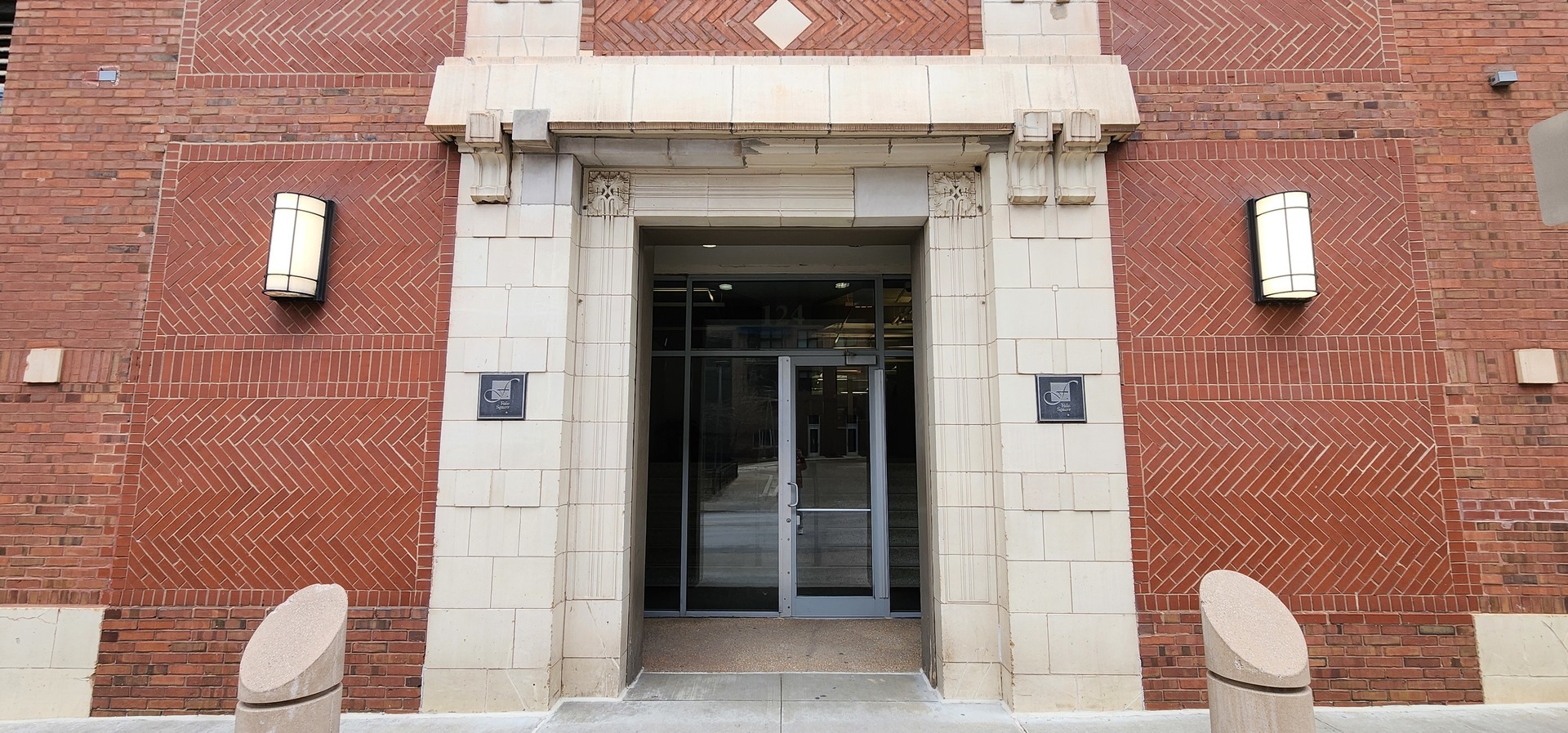 Property Photo: 124 W Polk Street 707 IL 60605