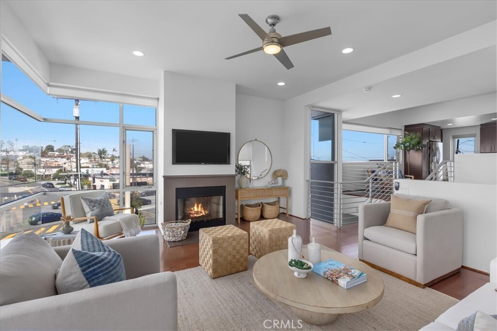 Property Photo: 1132 Prospect Ave CA 90254