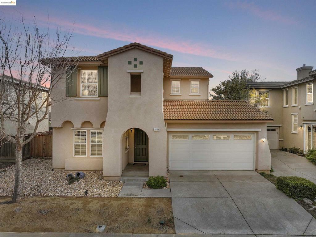 Property Photo: 2451 Digerud Dr CA 94533