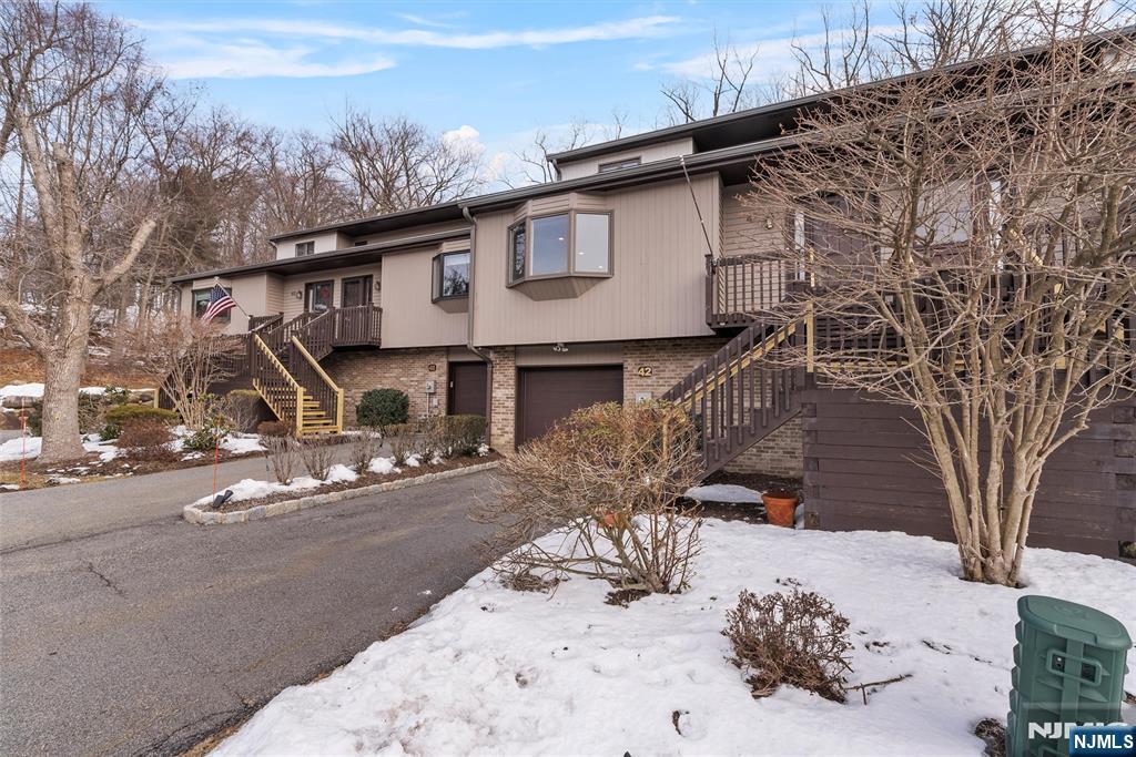 Property Photo: 42 Peach Hill Court NJ 07446