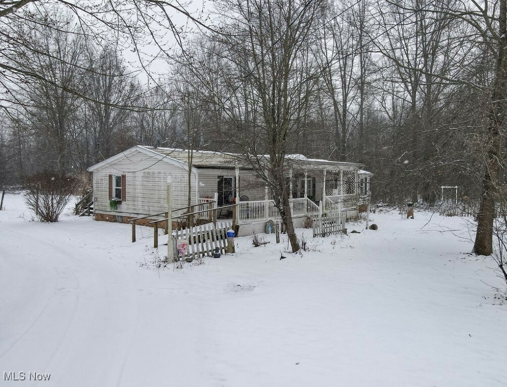Property Photo: 9777 Silica Road OH 44451