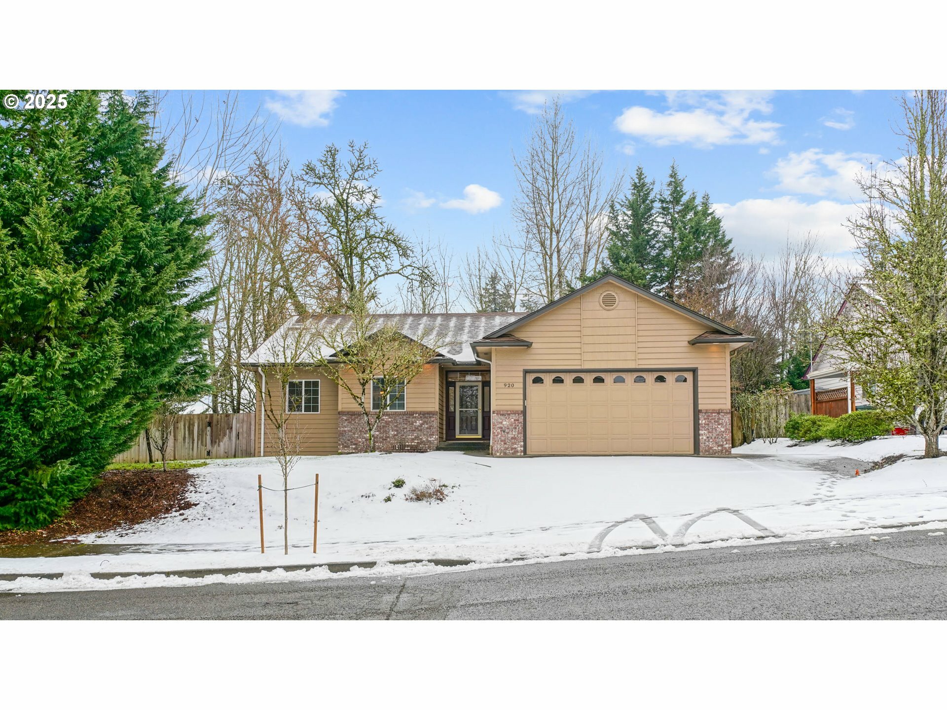 Property Photo:  920 Orchardview Ave NW  OR 97304 