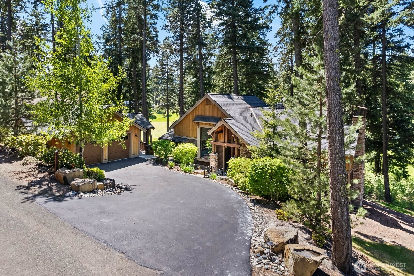 Property Photo: 262 Black Nugget Lane WA 98922