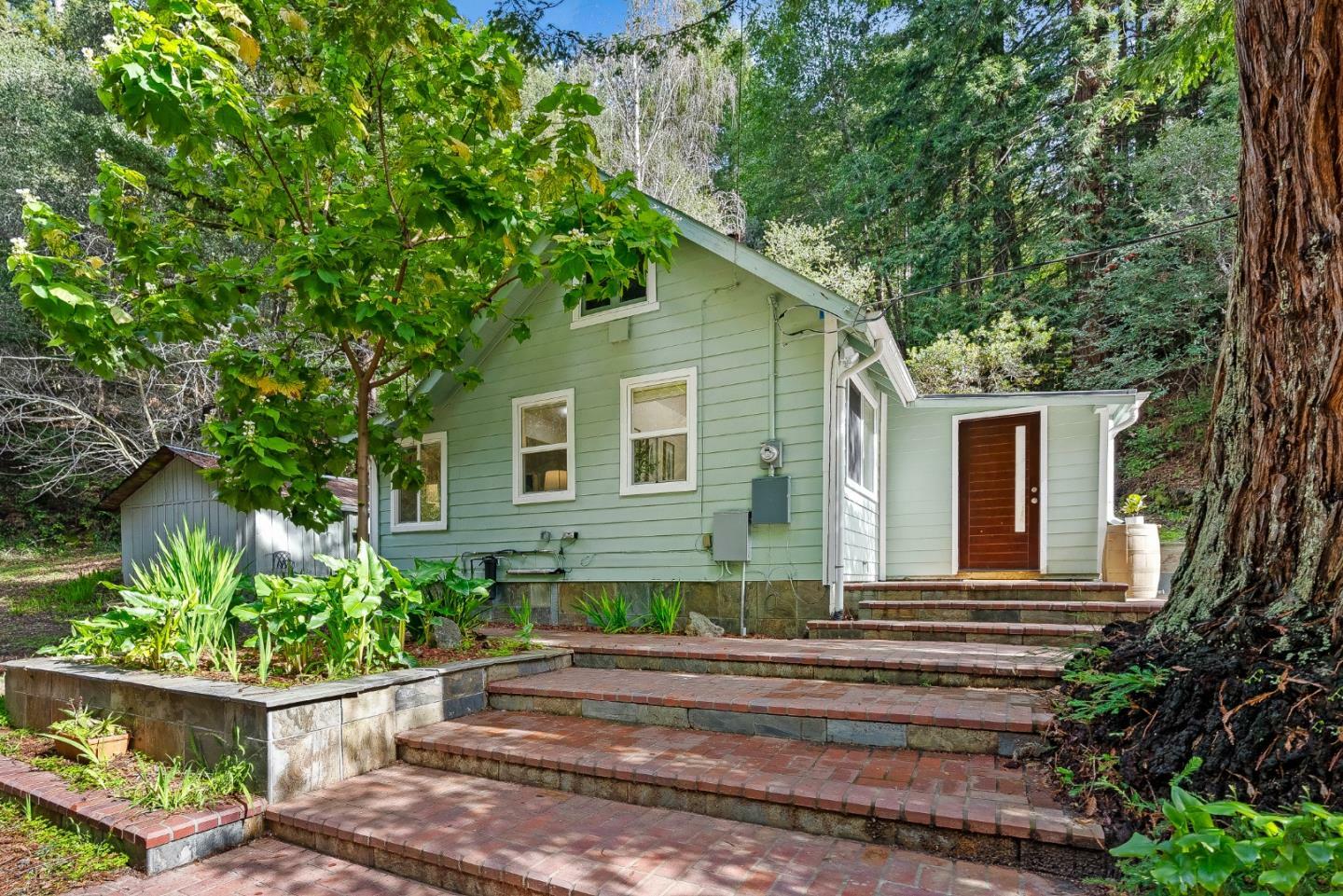 Property Photo:  1933 Redwood Drive  CA 95060 