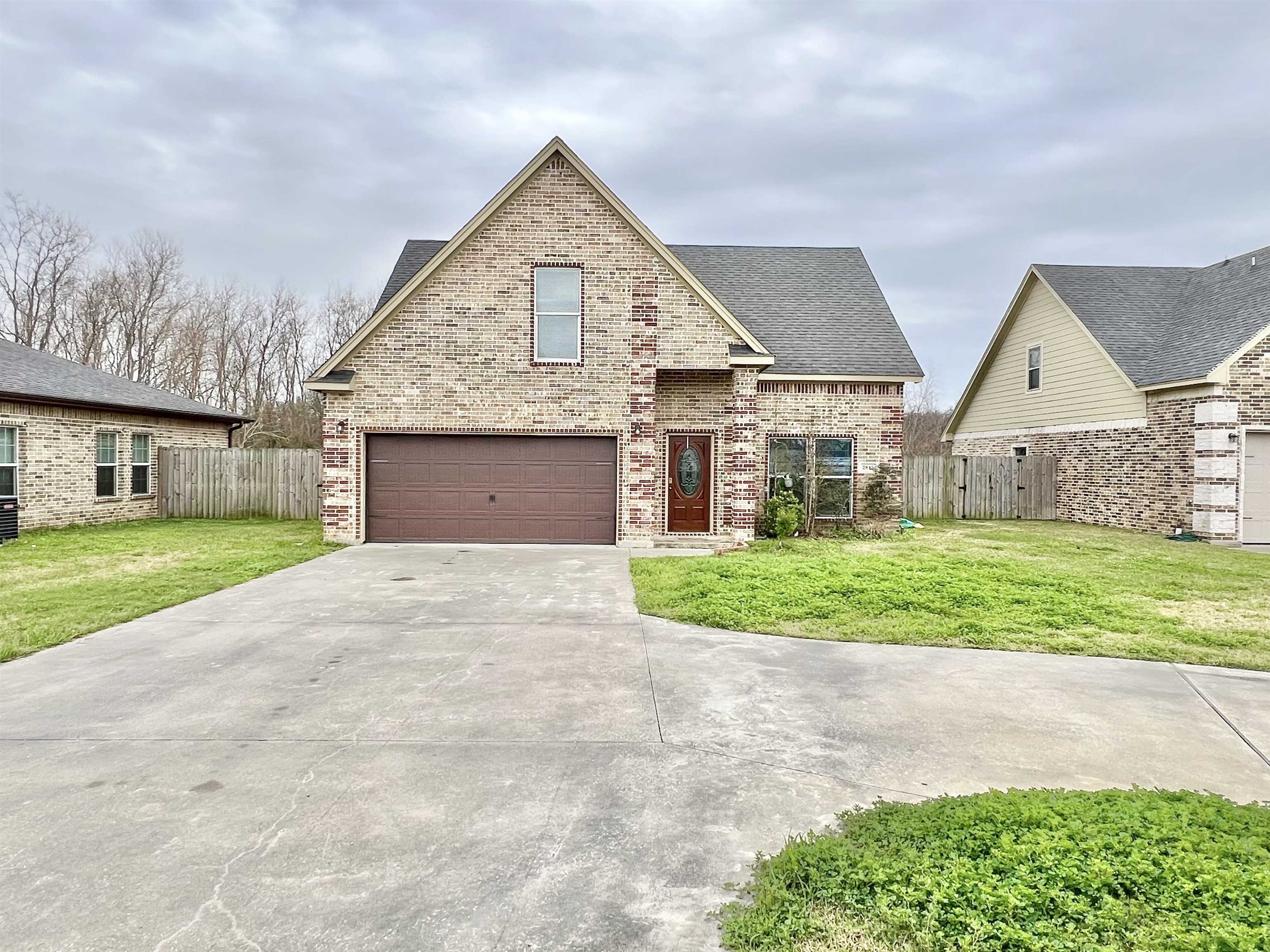 Property Photo:  2815 Amber  TX 77619 