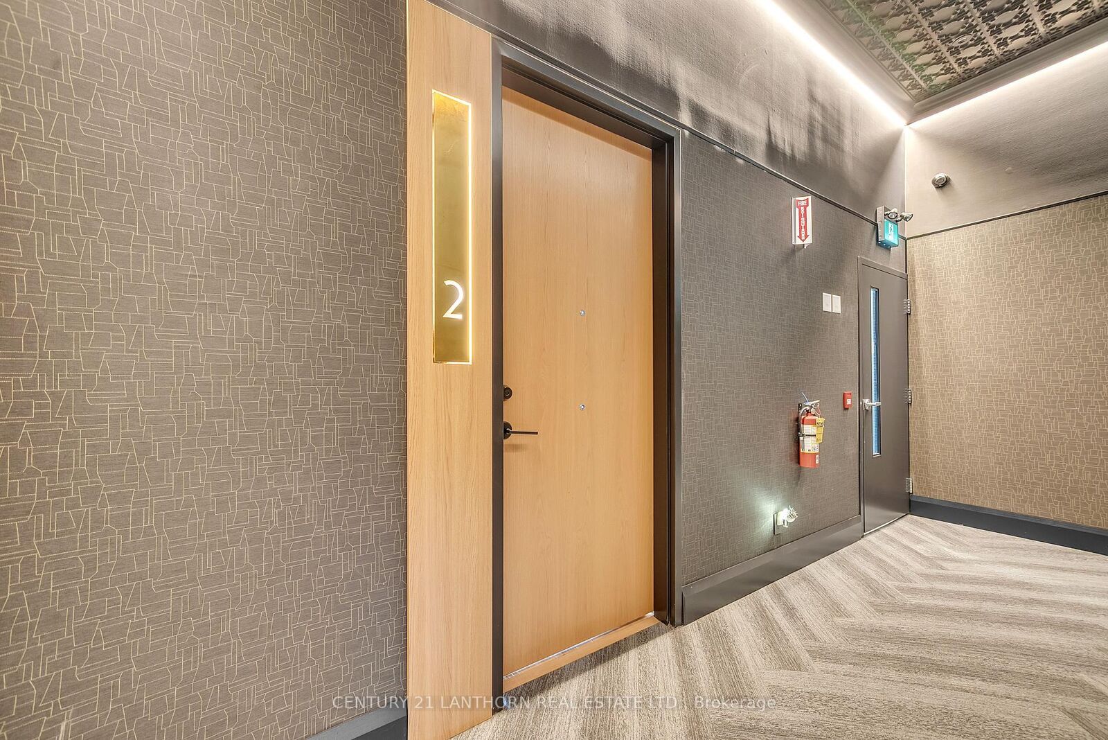 Photo de la propriété:  38 Front Street Unit # 2  ON K8N 4N2 