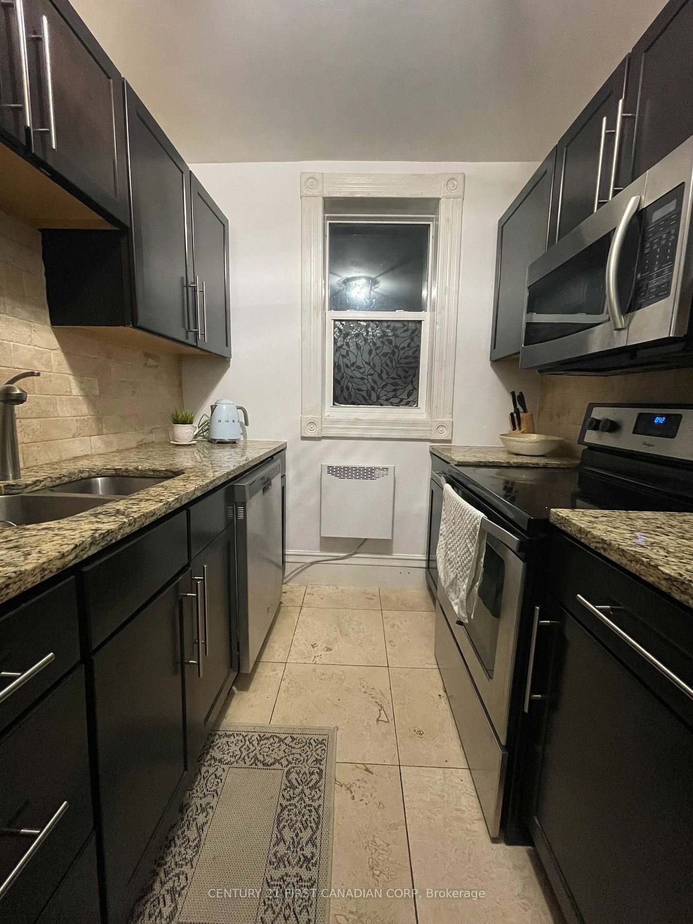 Property Photo:  740 Lorne Ave 3  ON N5W 3K6 