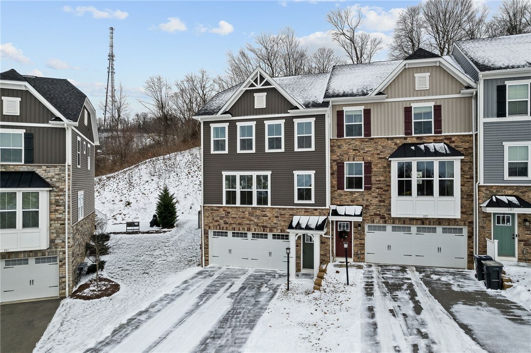 Property Photo:  123 Moyer Hill Dr  PA 16066 