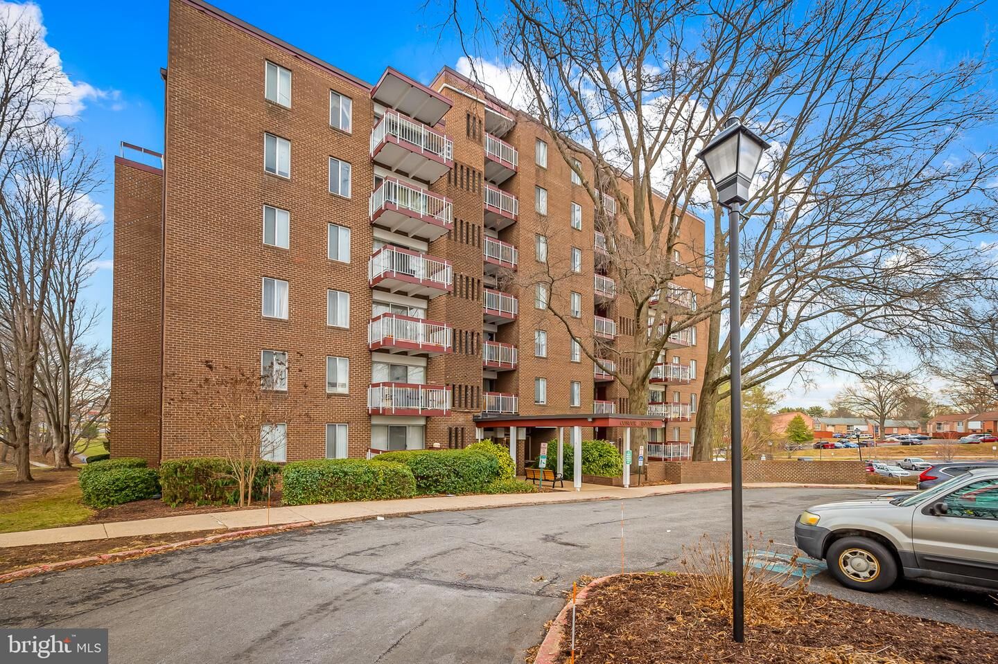 Property Photo:  10850 Green Mountain Circle T19  MD 21044 