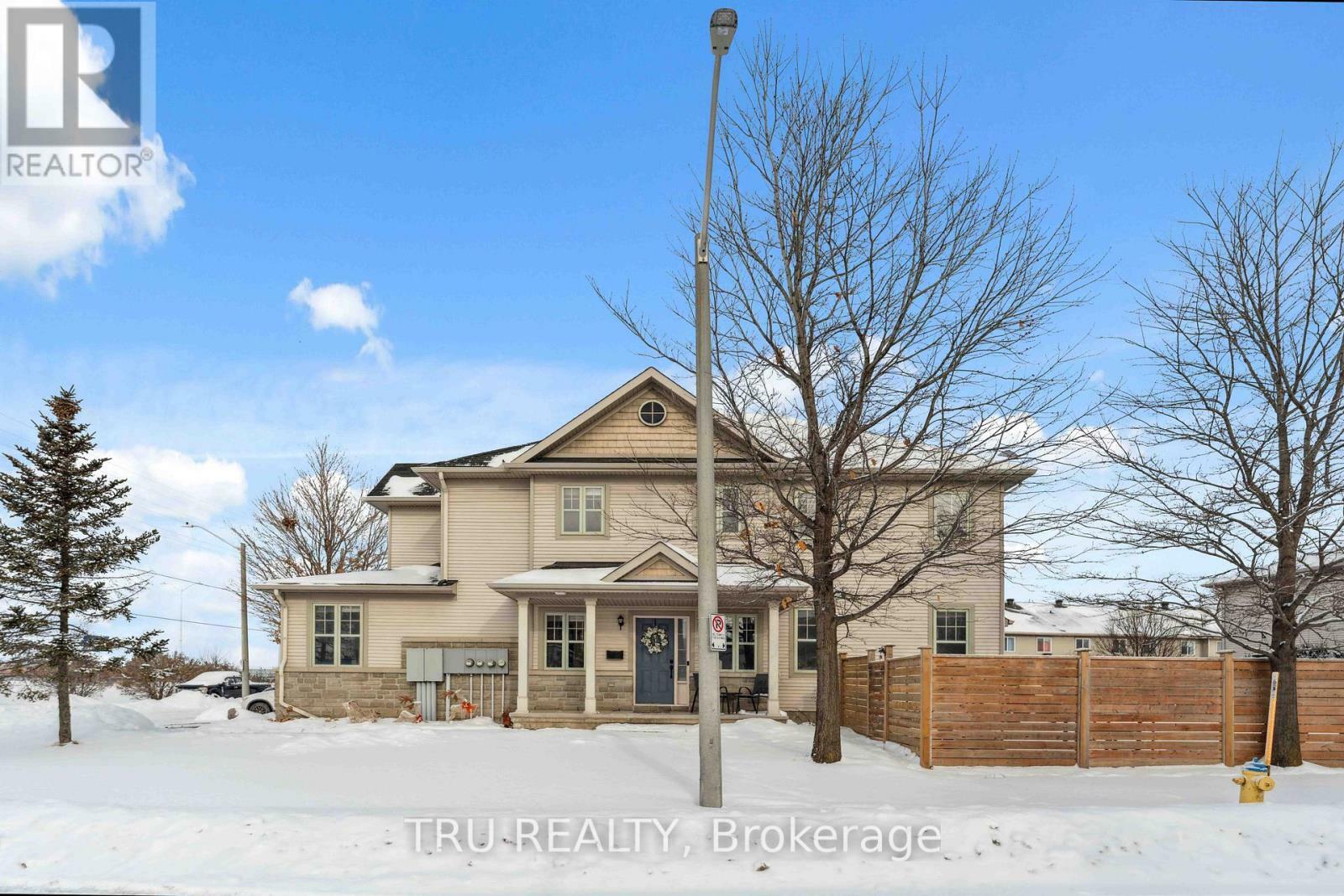 Property Photo:  148 Prem Circle  ON K2J 0C4 