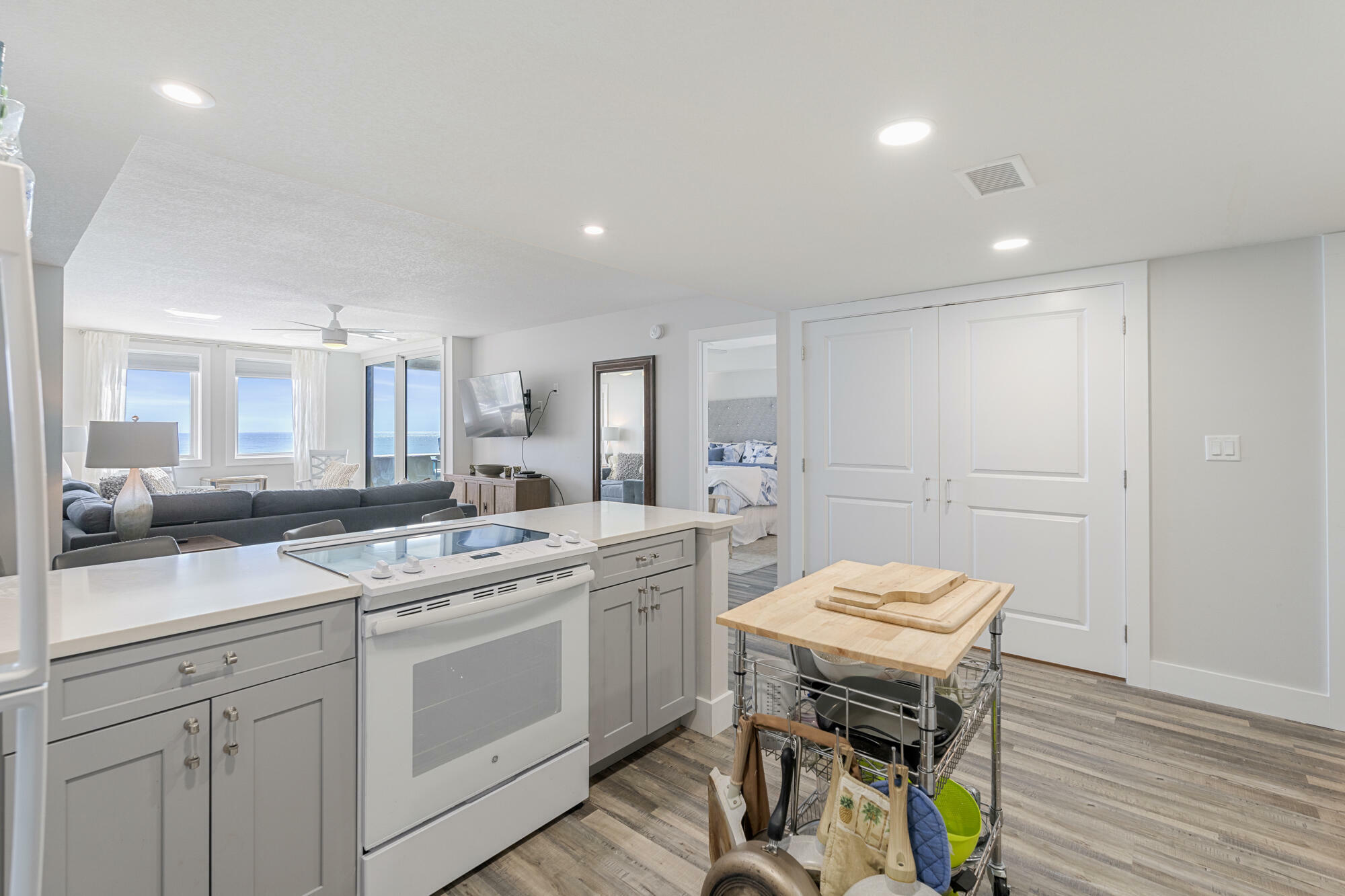 Property Photo: 500 Gulf Shore Drive Unit 409 FL 32541