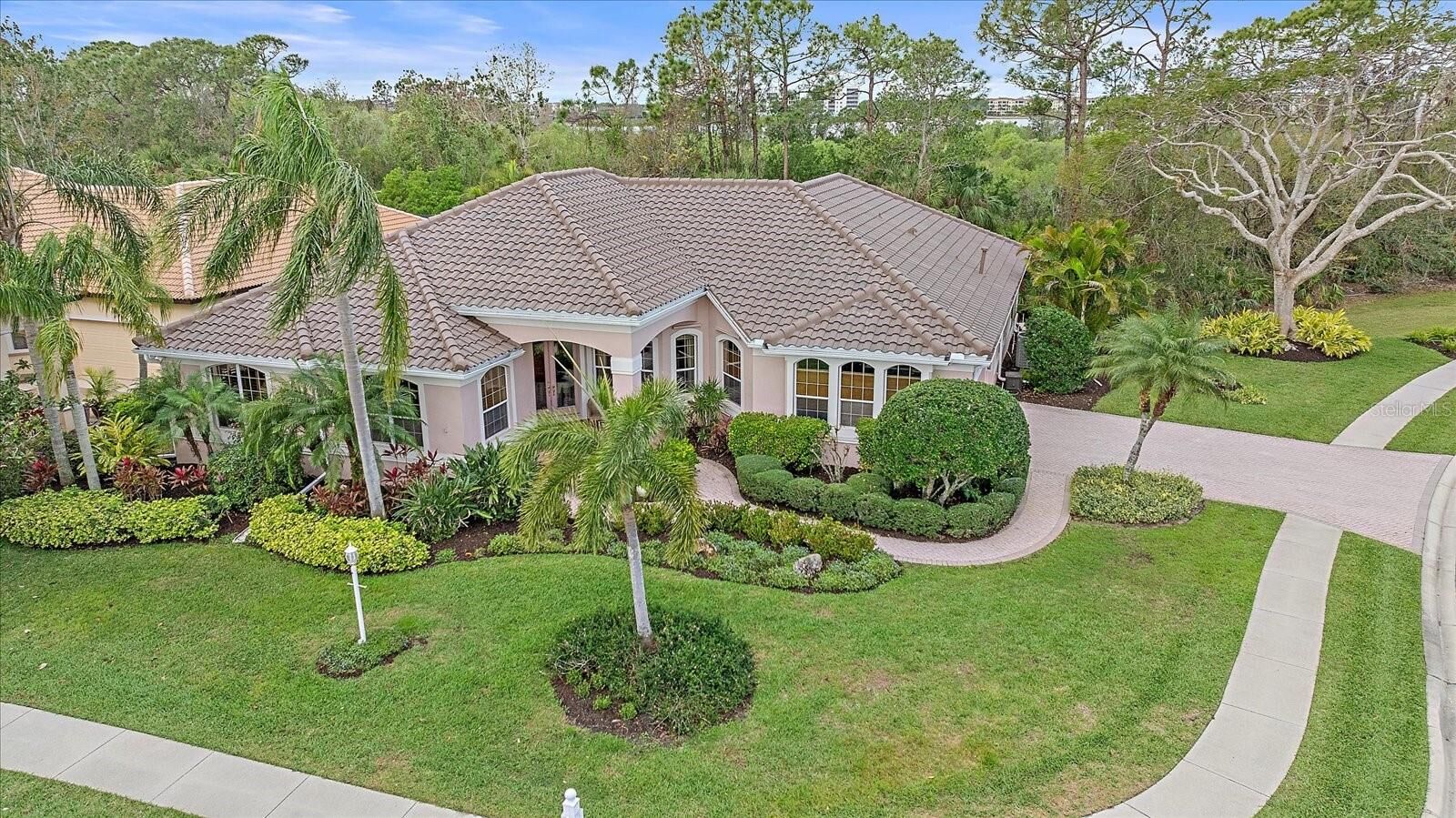 Property Photo: 6617 Nautical Drive FL 34202