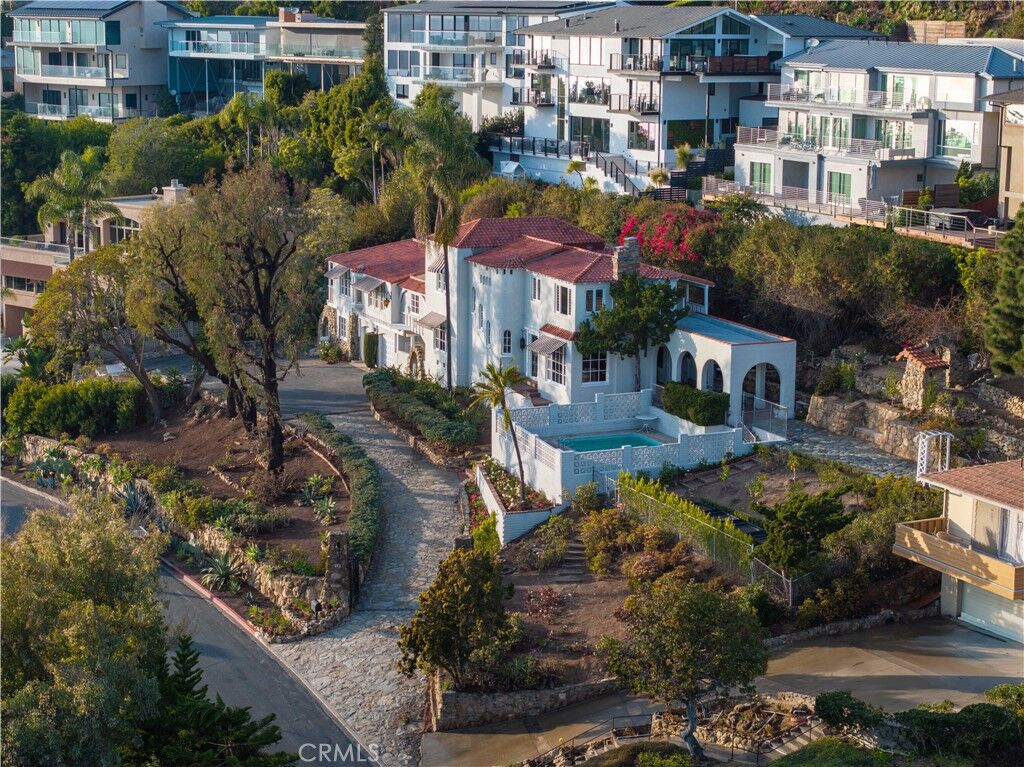 Property Photo: 482 High Drive CA 92651