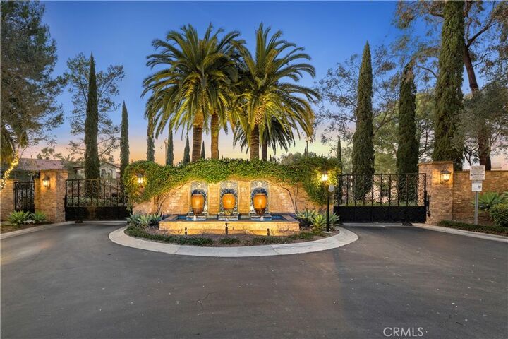 Property Photo:  26 San Sovino  CA 92657 