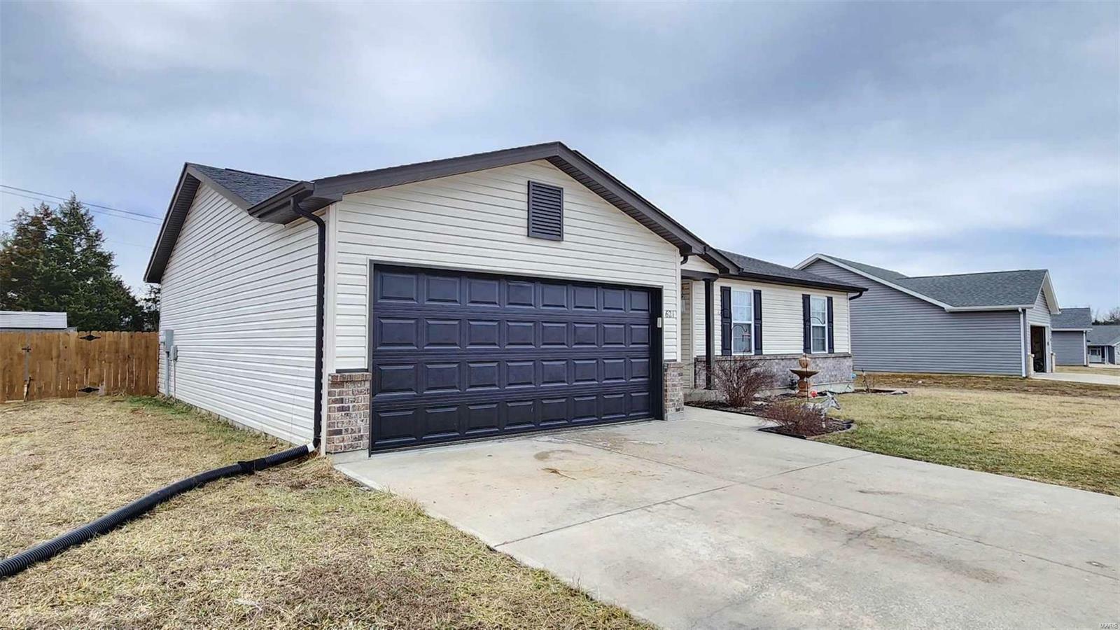 Property Photo:  621 Cavalry Dr.  MO 63390 