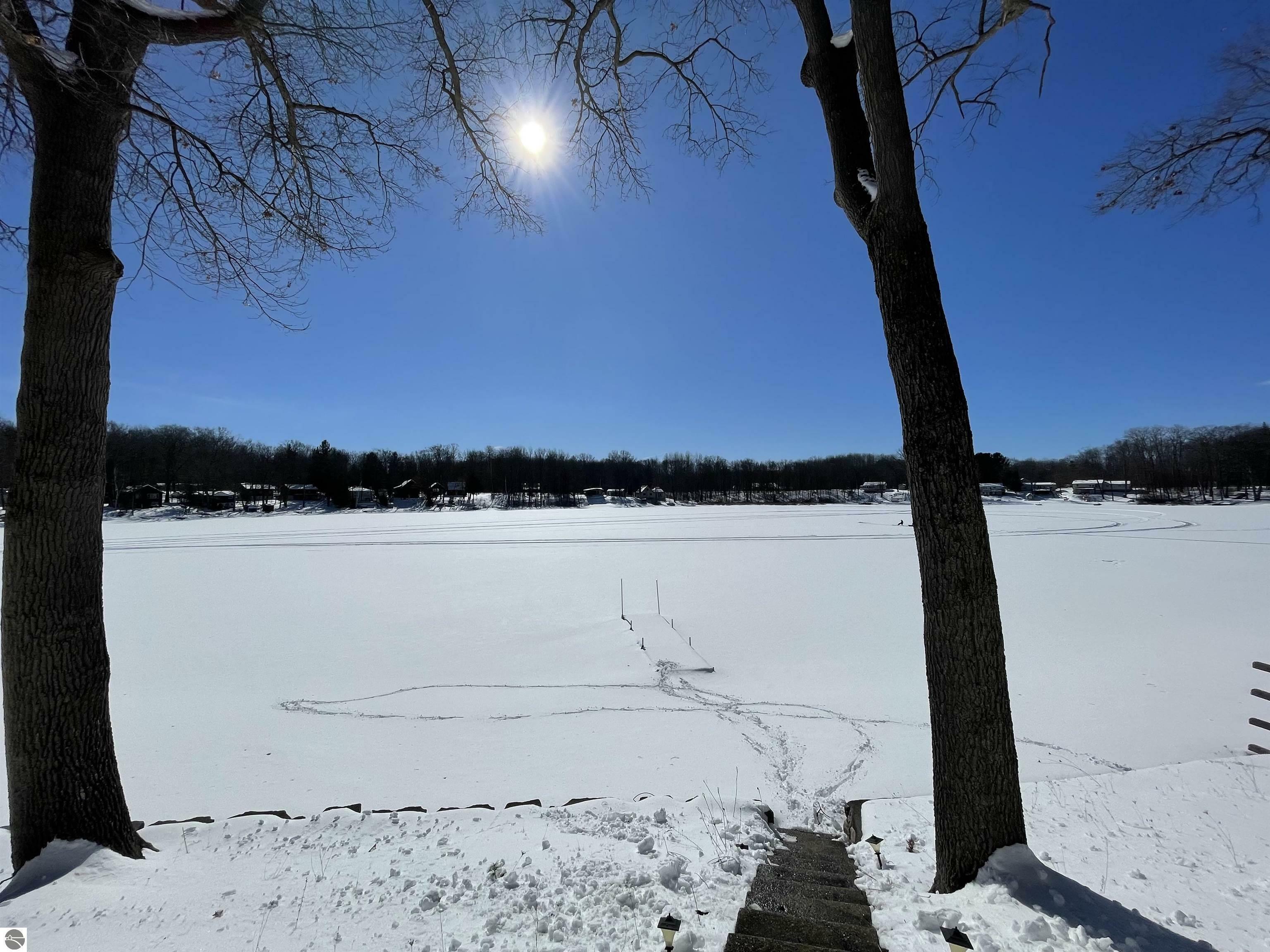 7836 W Perch Lake Drive  Lake MI 48632 photo