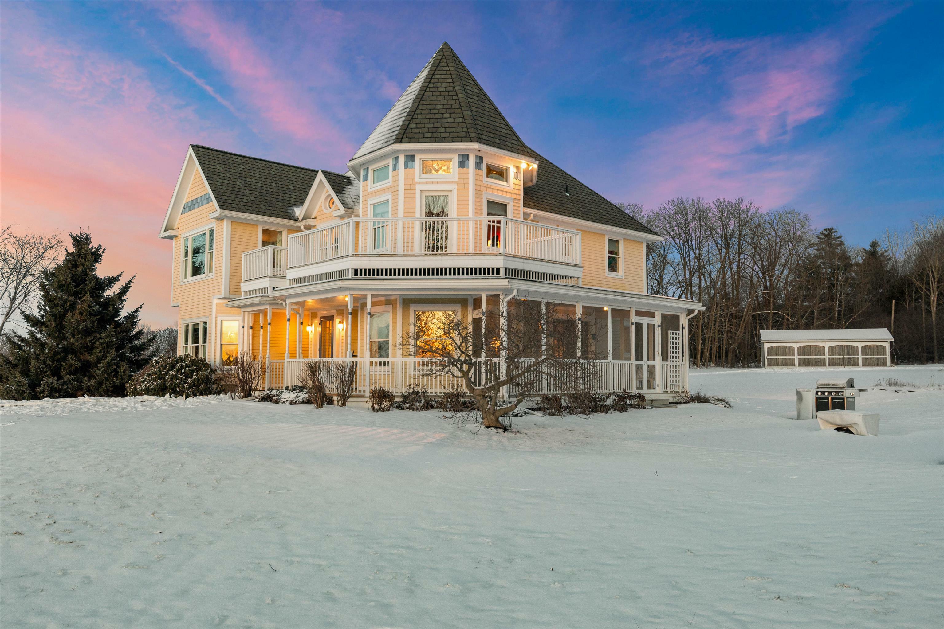 Property Photo: 302 Ledge Hill Drive VT 05478