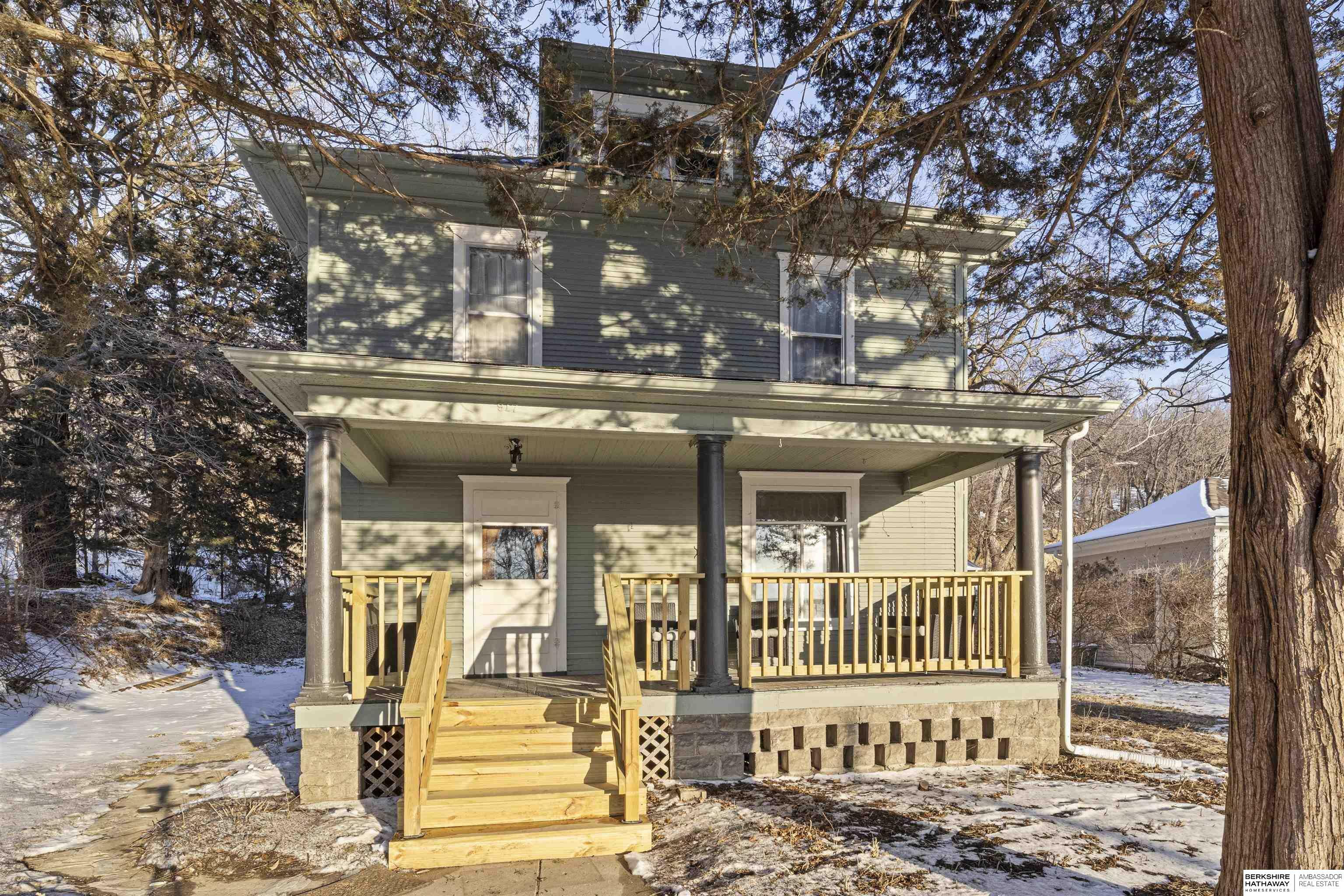 Property Photo:  917 High Street  IA 51503 