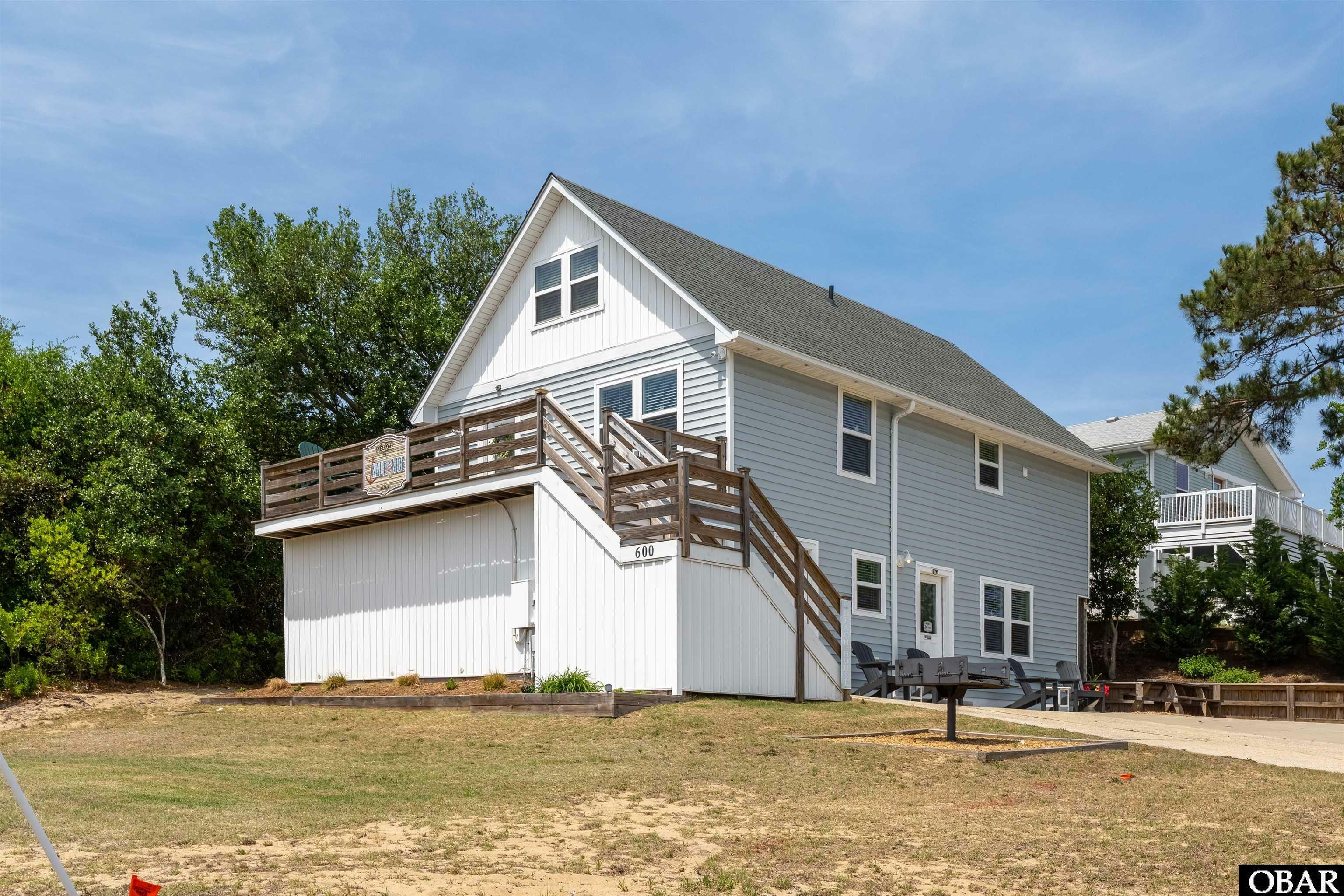Property Photo:  600 W Third Street  NC 27948 