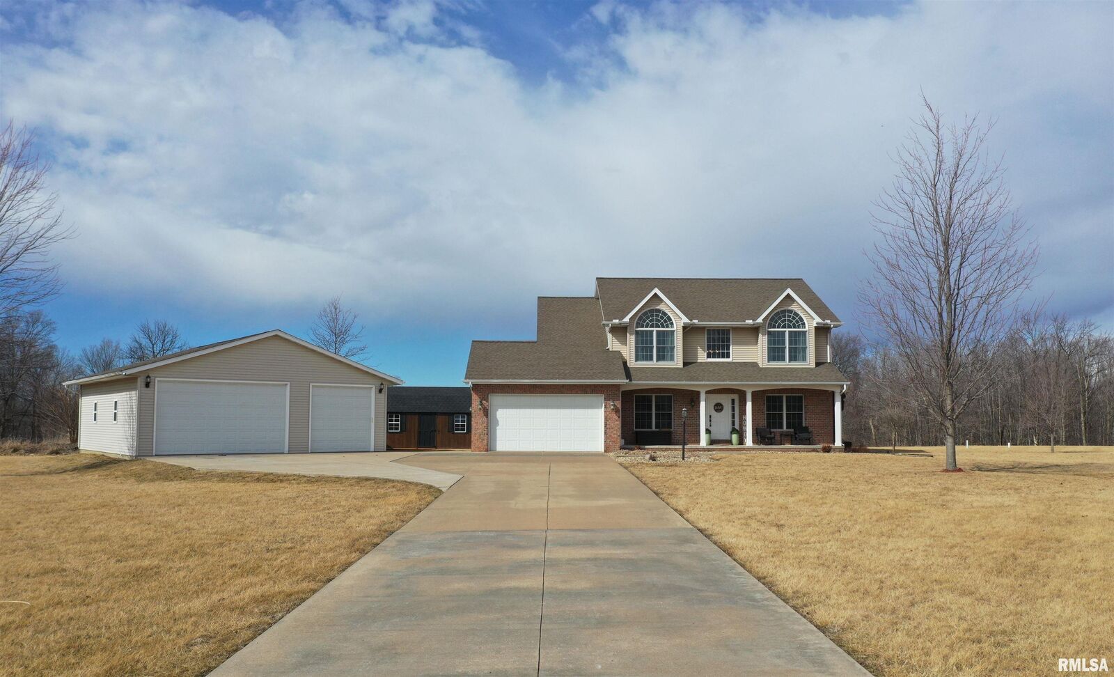 Property Photo: 807 Swedenberg Road IL 61448