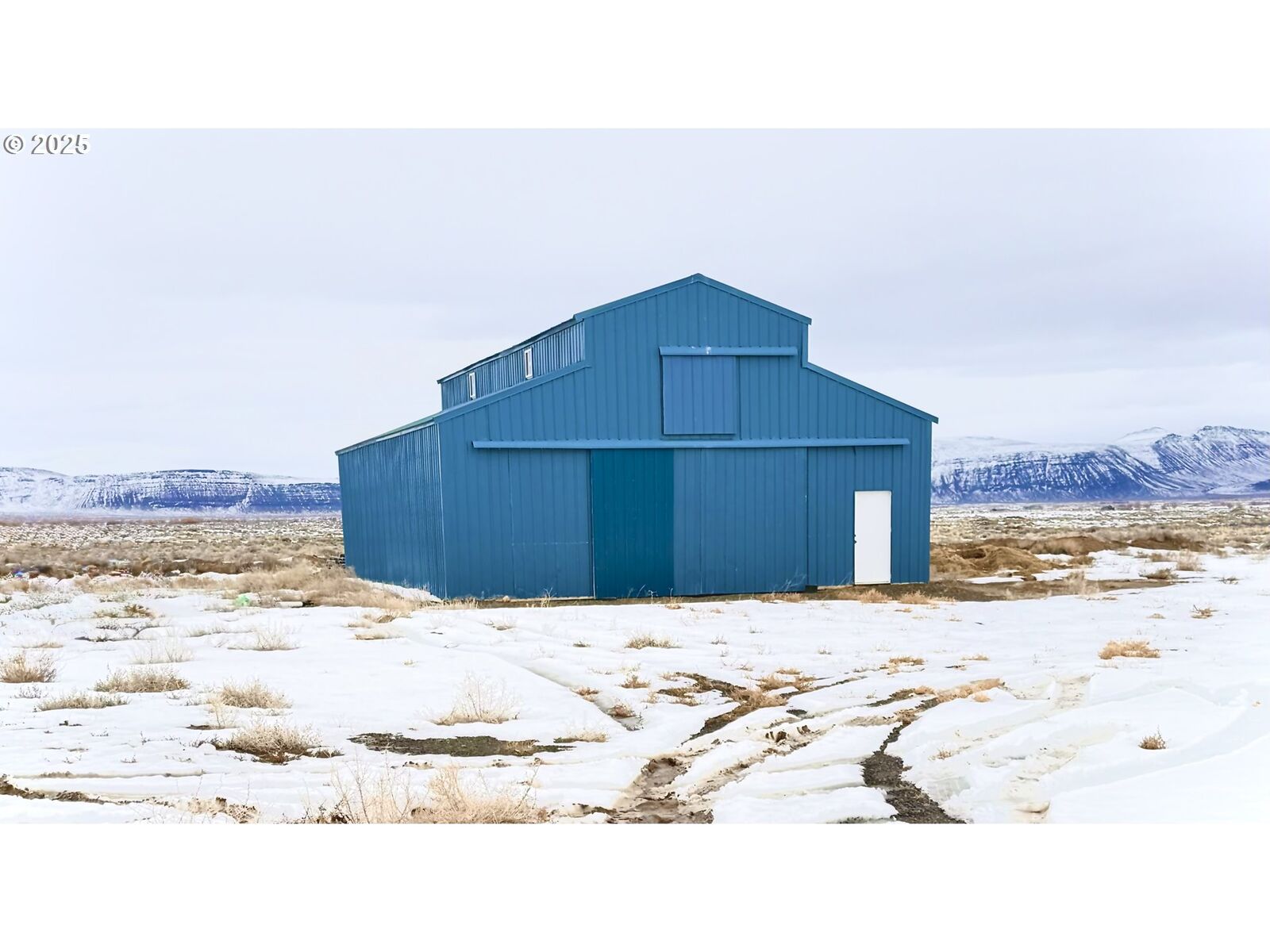 Property Photo:  49927 Shuffield Rd  OR 97640