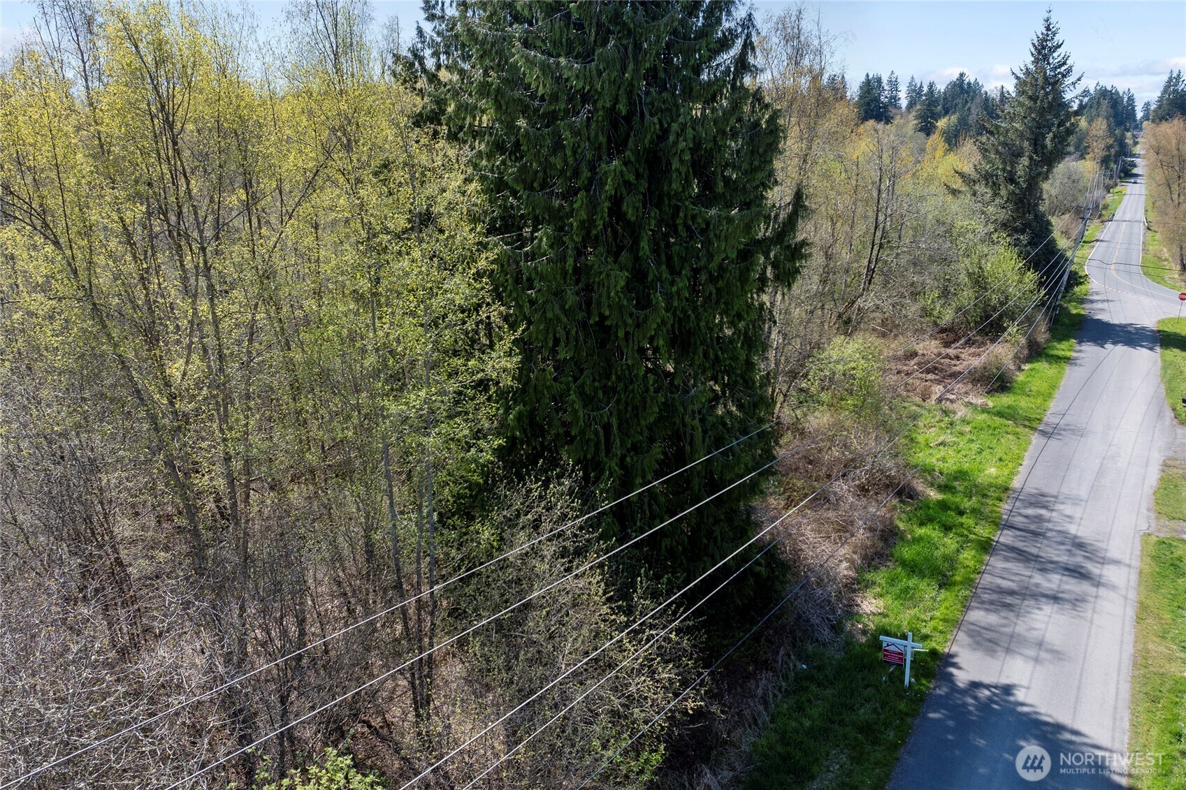 Property Photo:  10 Xxx  54th Place NE  WA 98258 