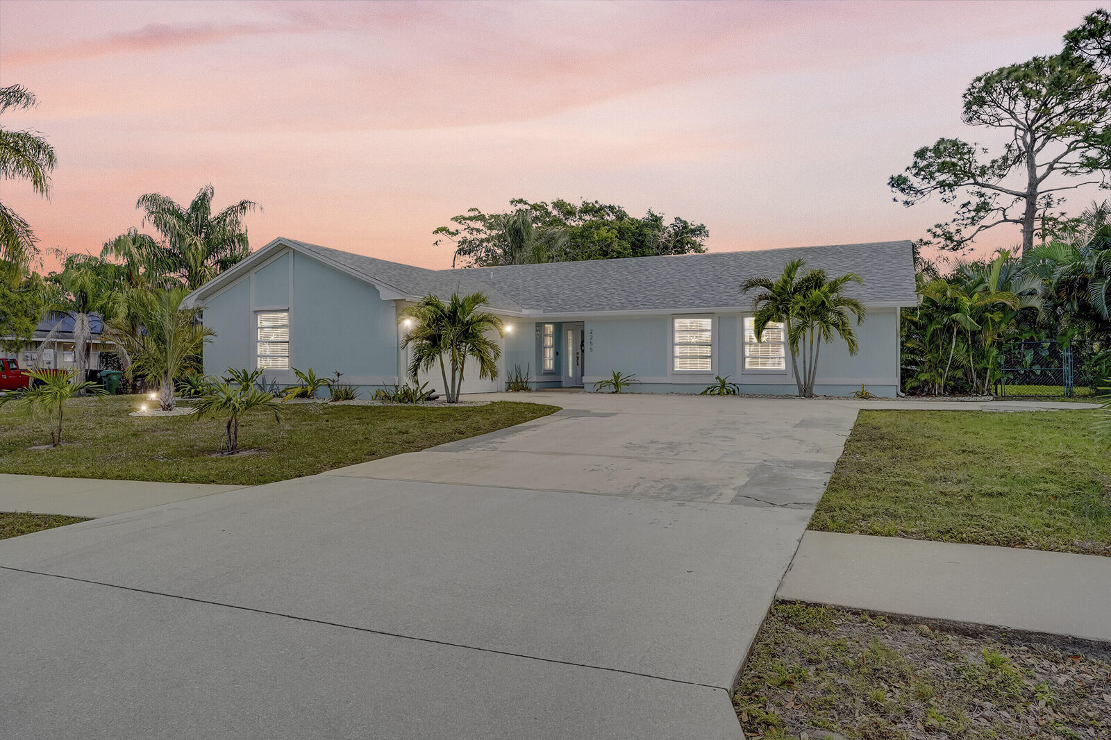 Property Photo:  2255 SE Morningside Boulevard  FL 34952 