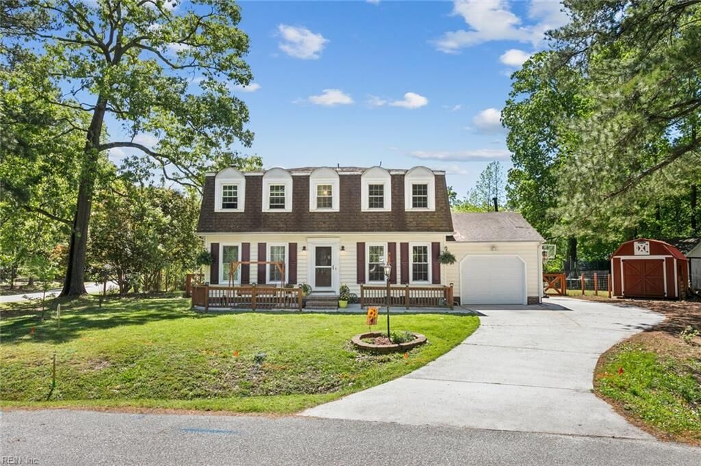 Property Photo: 108 Joanne Dr VA 23696