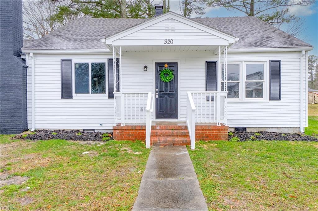 Property Photo: 320 Hogart St VA 23851