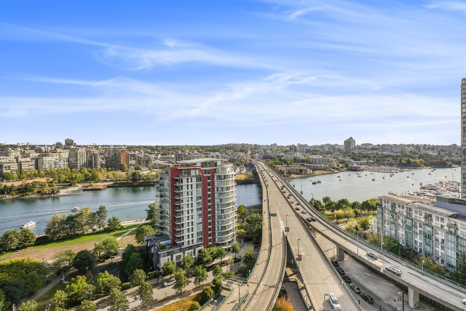 Property Photo:  38 Smithe Street 1858  BC V6B 0P3 