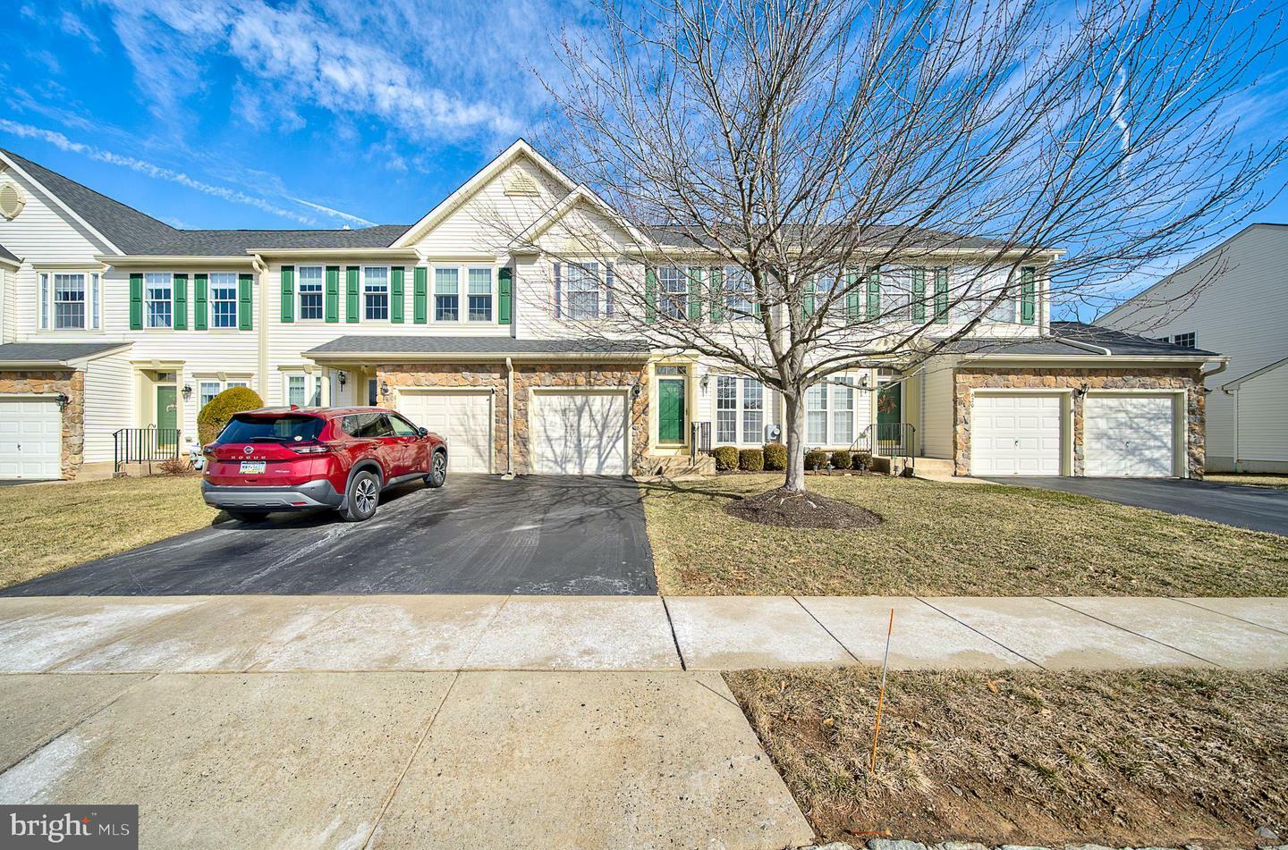 Property Photo: 618 Tulip Drive PA 18976