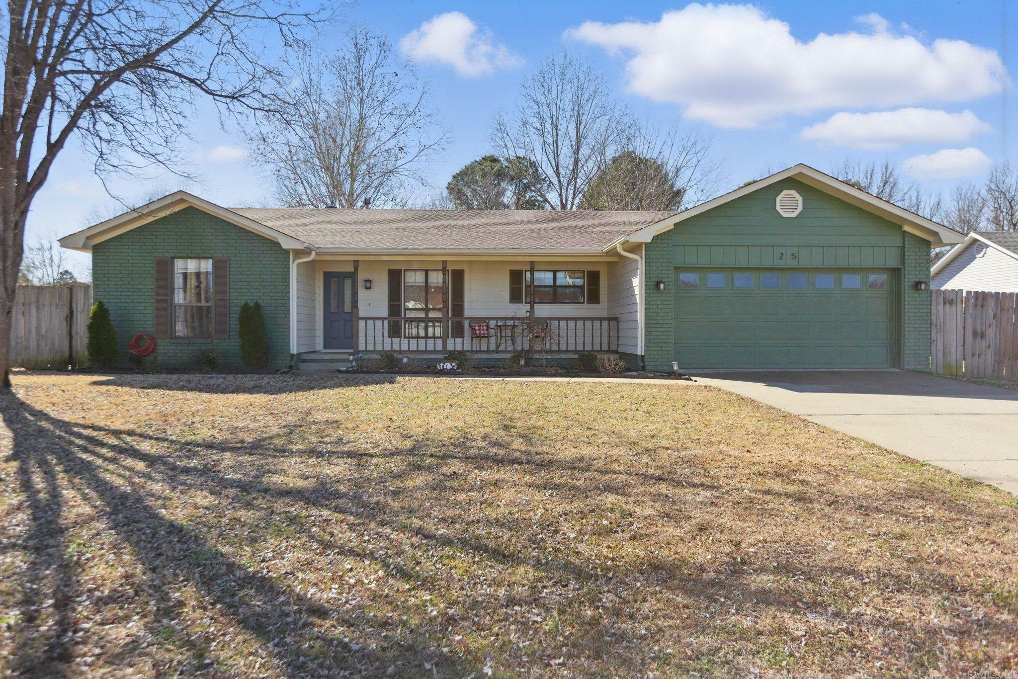 Property Photo:  25 Red Oak Drive  AR 72023 