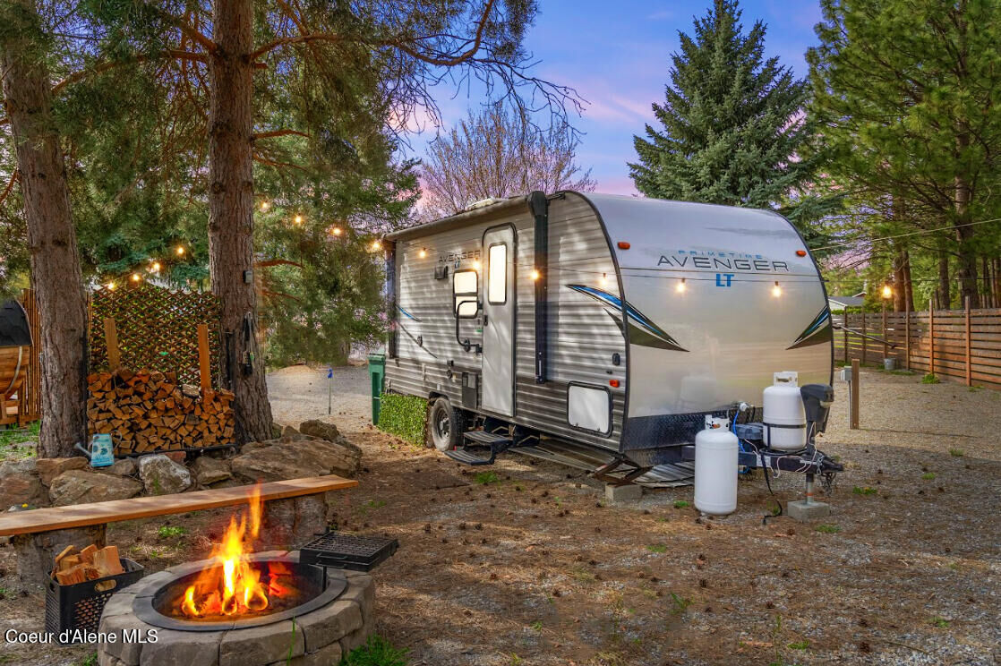 Property Photo:  744 S Rainbow Rd  ID 83814 