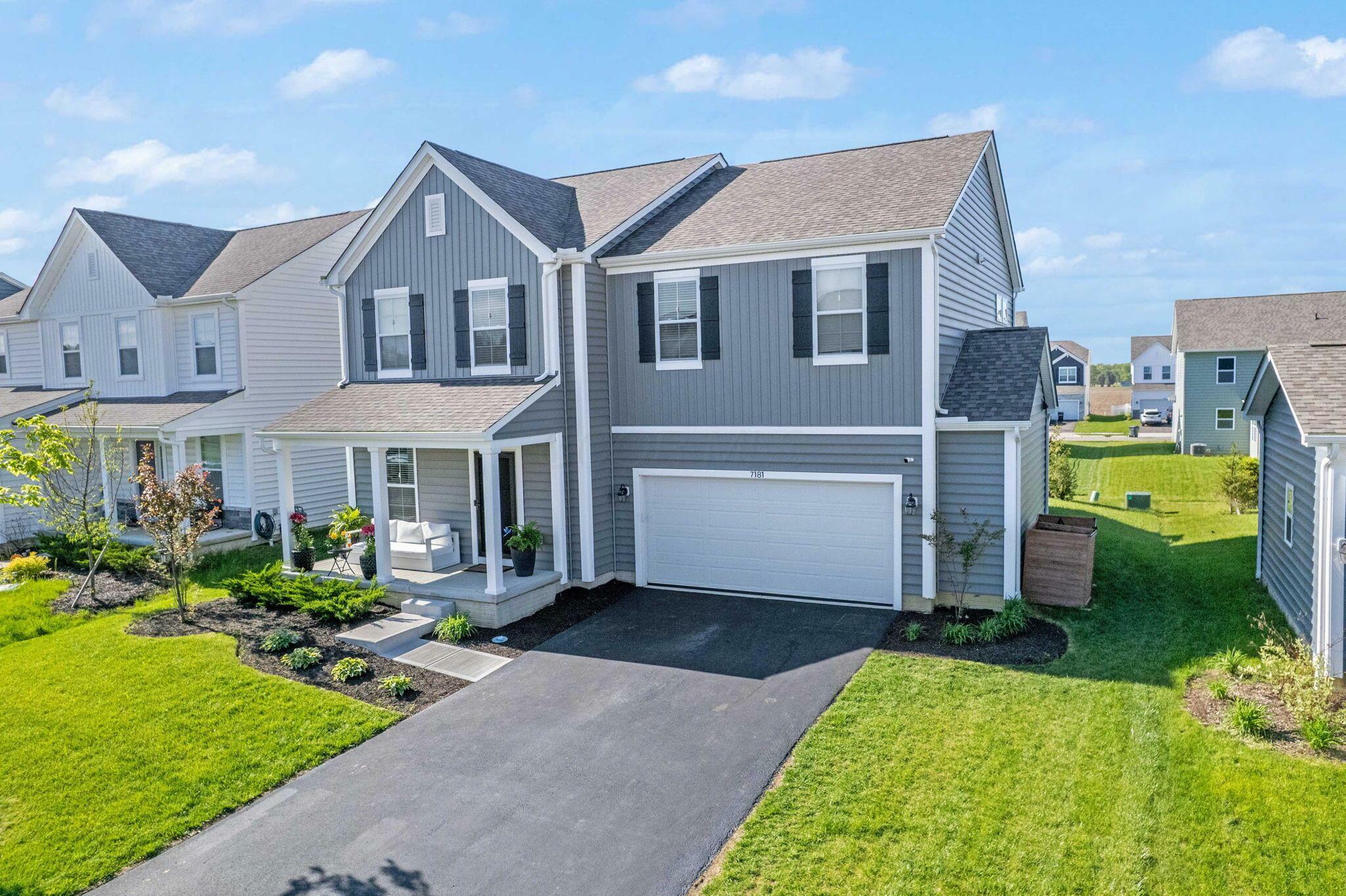 Property Photo: 7181 Fenwick NW Street OH 43147
