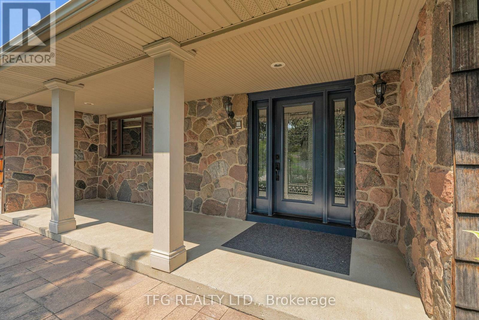 Property Photo: 490 Conlin Road East ON L1L 0M9