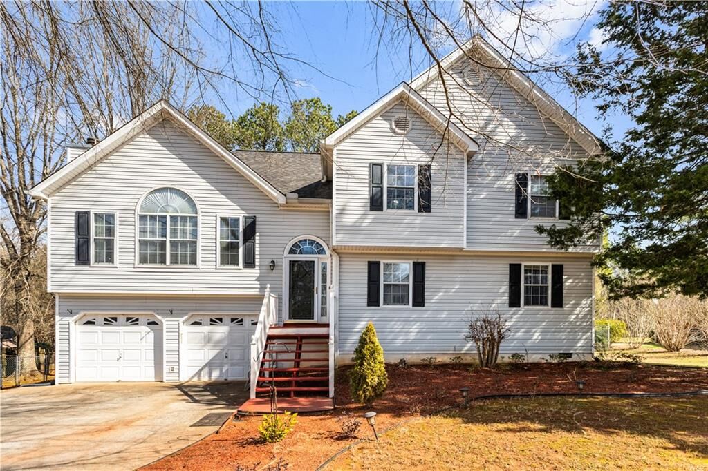 Property Photo:  13 Greystone Lane NW  GA 30121 