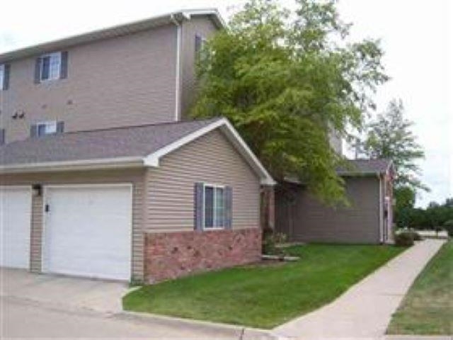 Property Photo: 2874 Triple Crown Lane 1 IA 52240