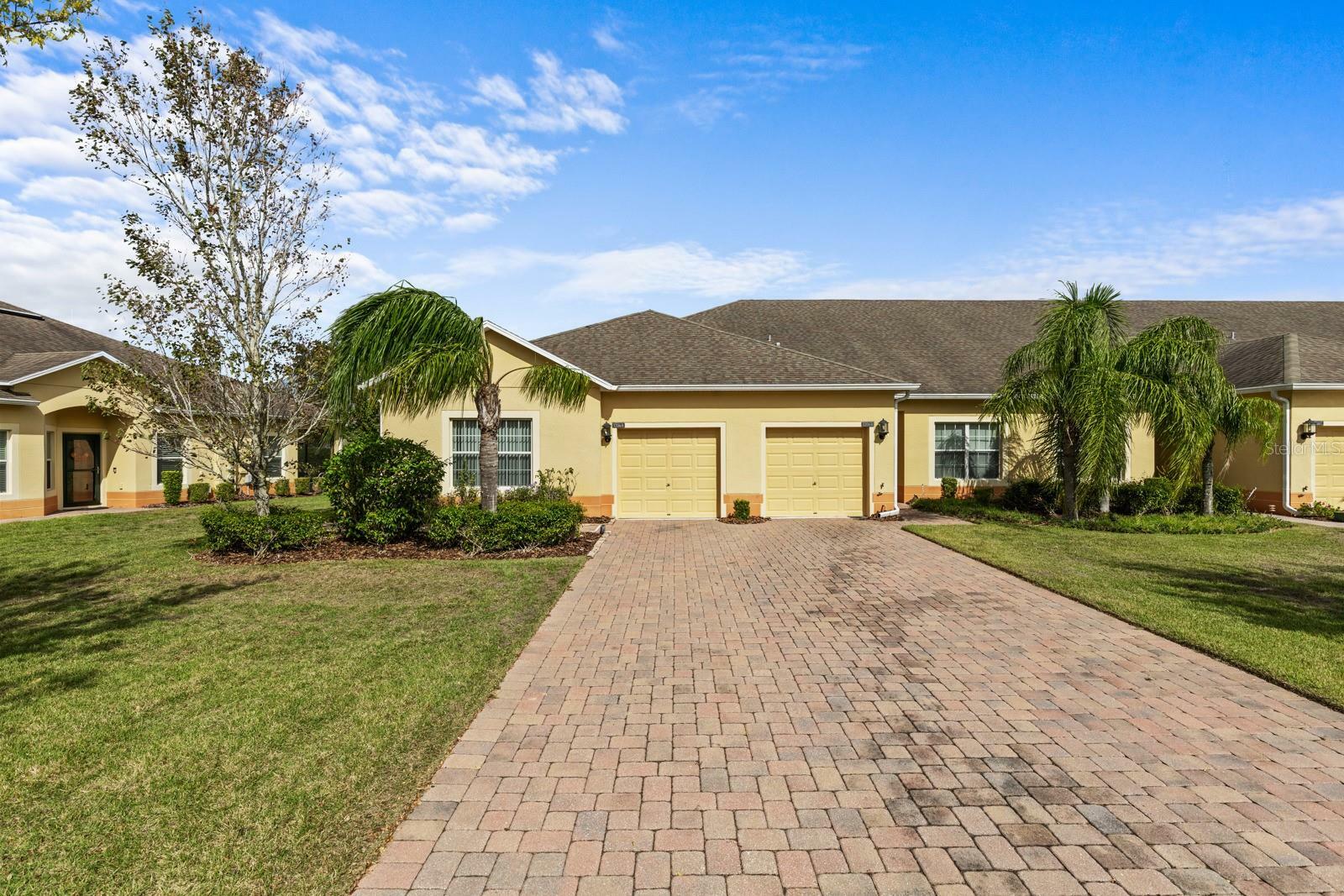 Property Photo: 3206 Sonesta Court A FL 34711