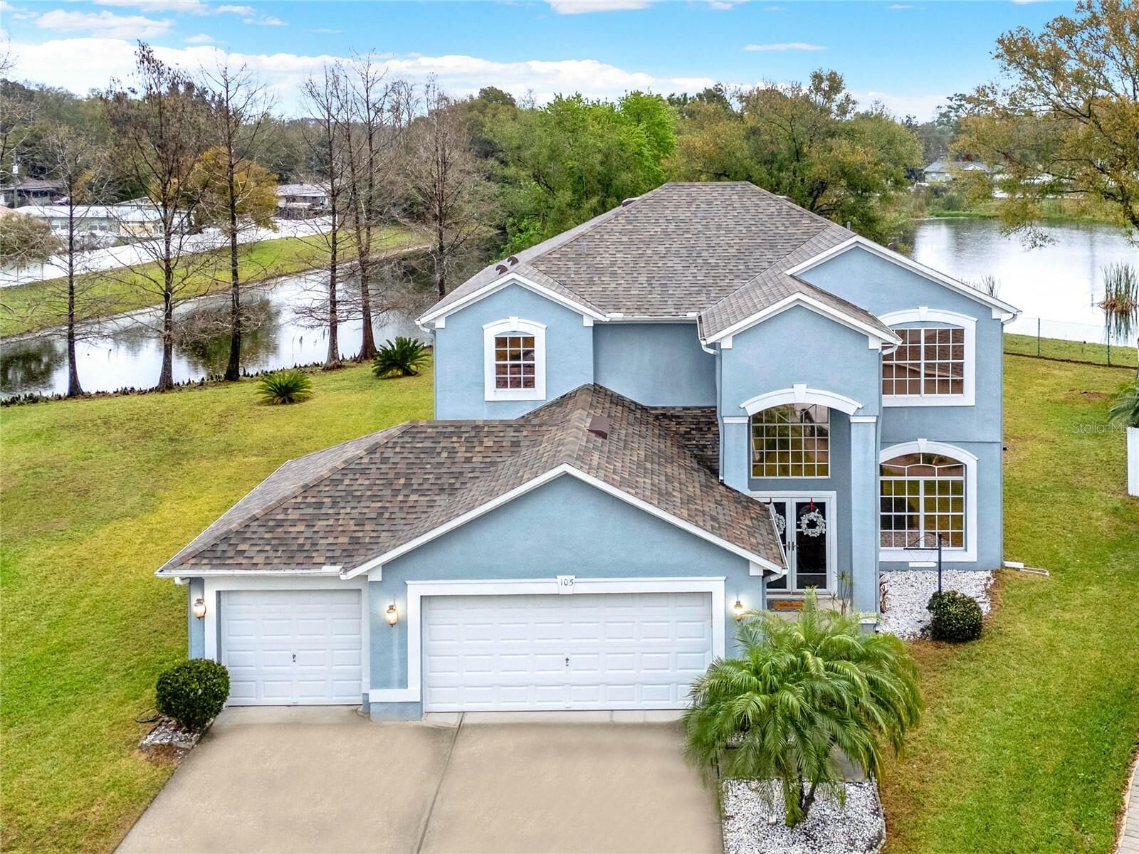 Property Photo:  105 Norris Place  FL 32707 