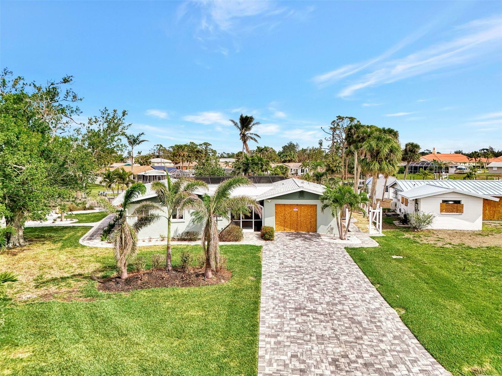 Property Photo: 232 Bahia Vista Drive FL 34223
