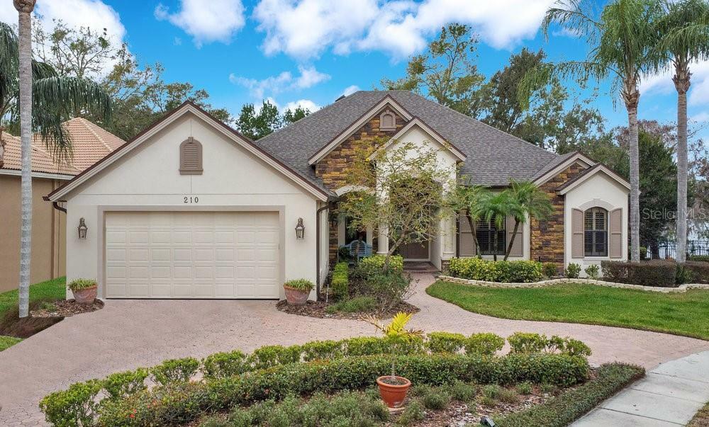 Property Photo: 210 Laurel Park Court FL 32792