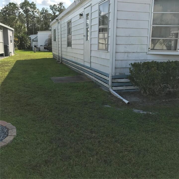 Property Photo: 508 Lakeside Ranch Way FL 33881